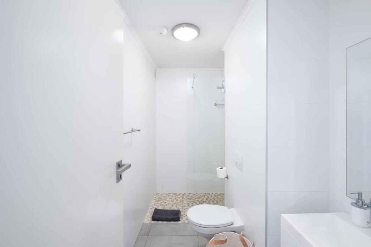 Madison Modern Oasis