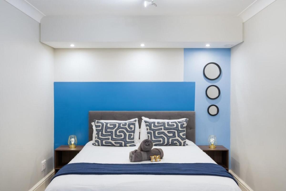 Madison Modern Oasis