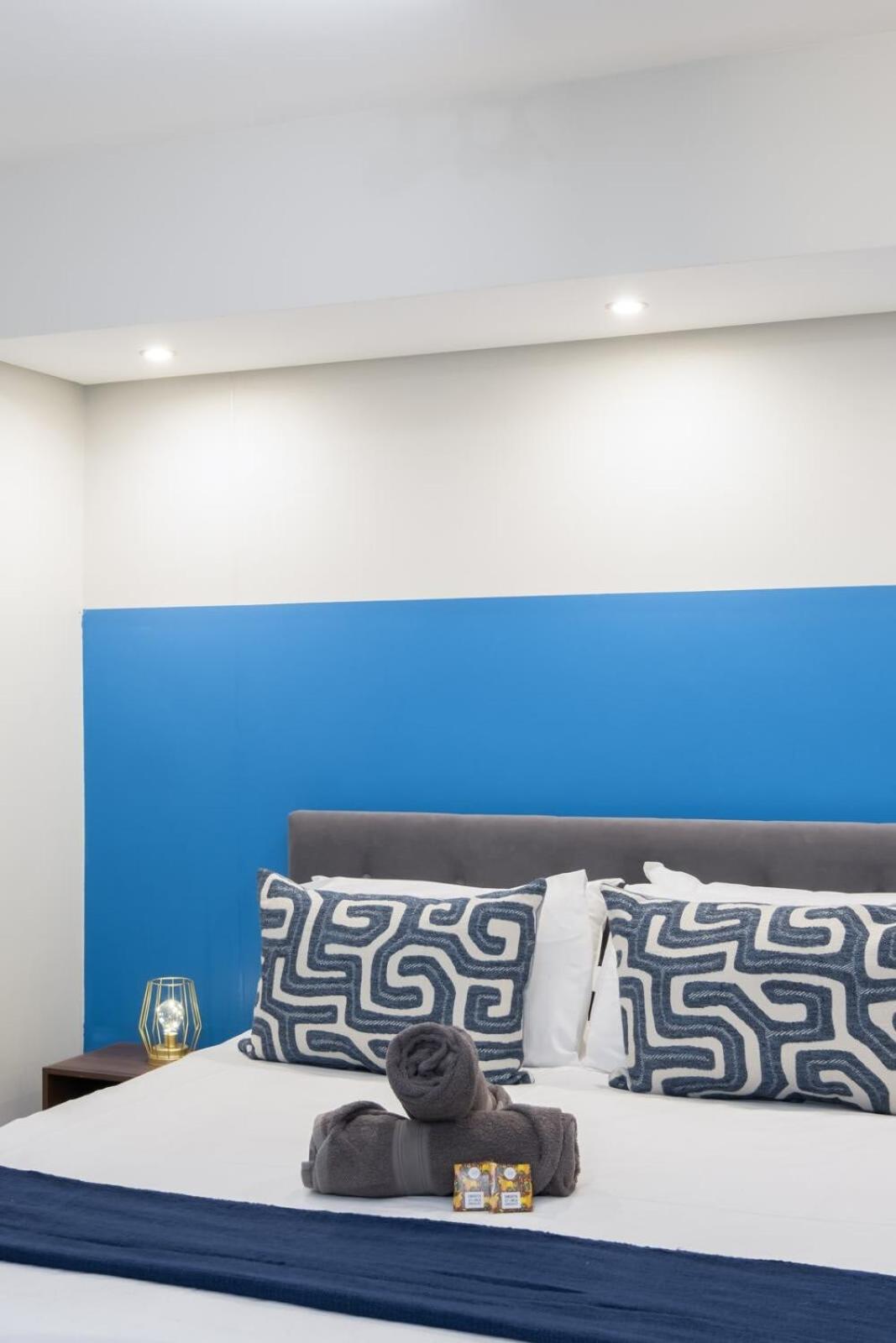 Madison Modern Oasis