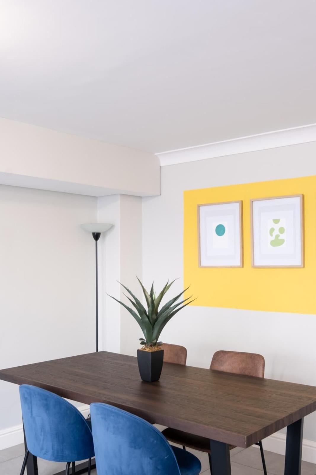 Madison Modern Oasis