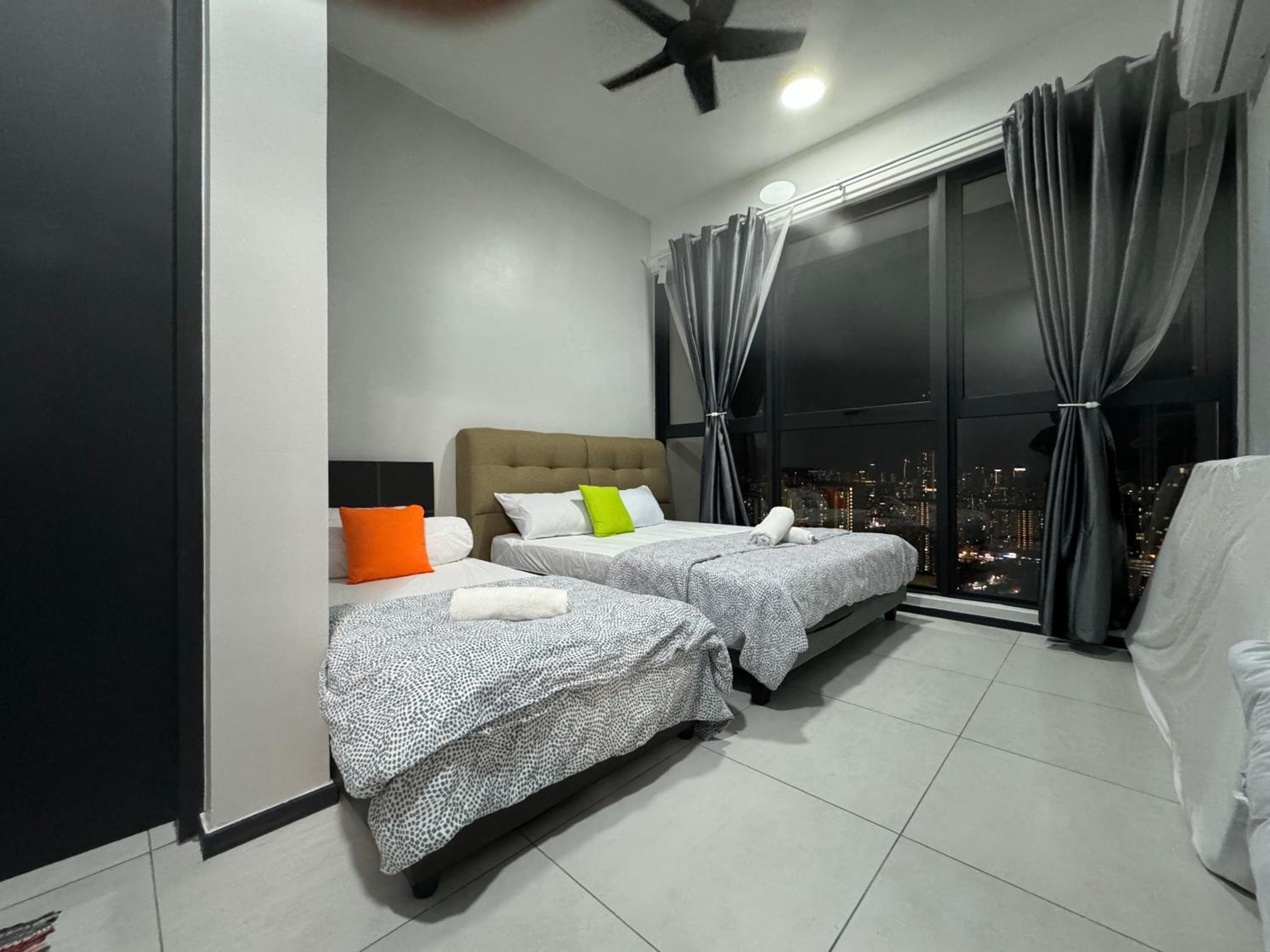 relax familystay -Urban suites-3BR-10pax view 5