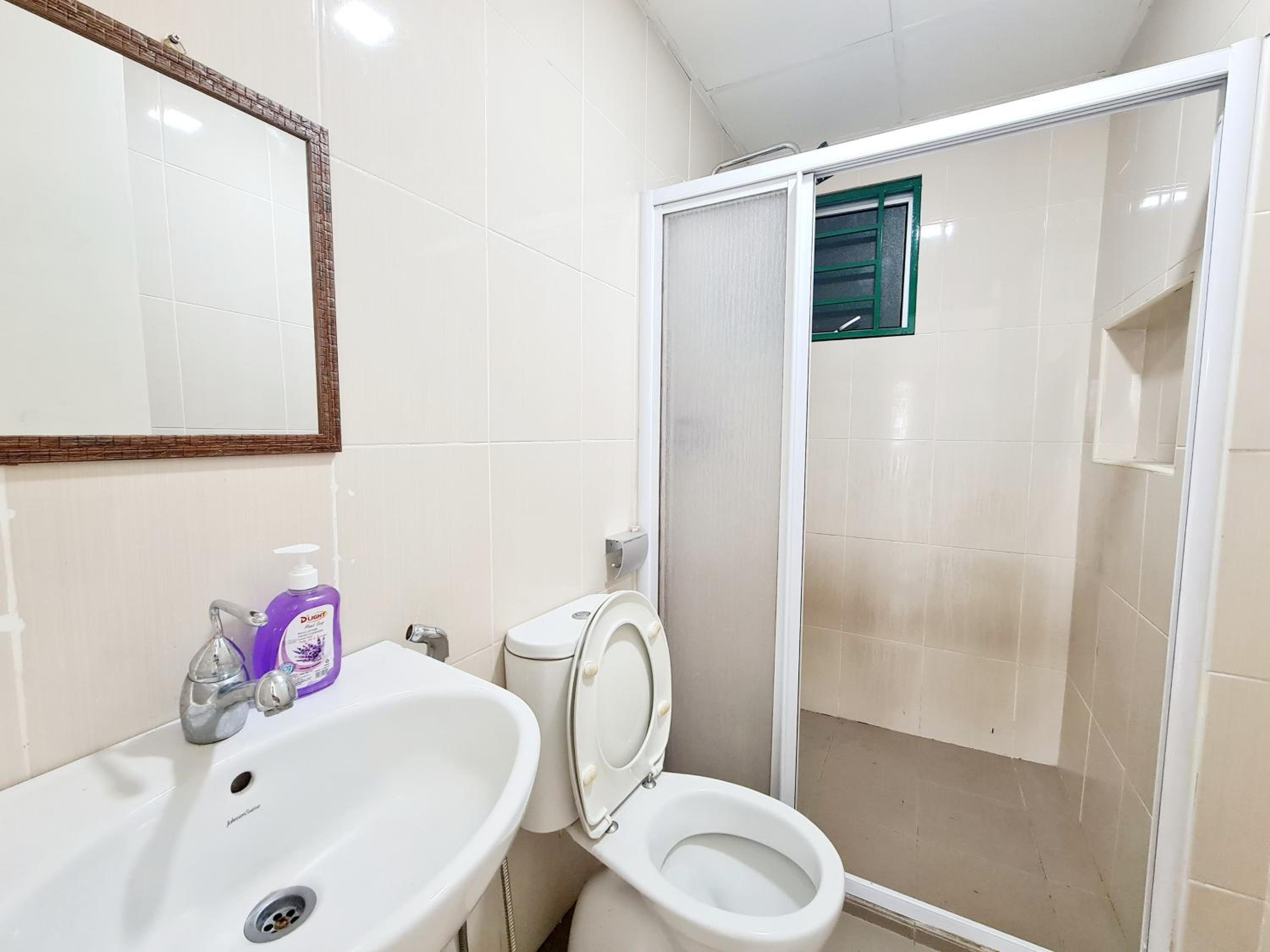 8 Guest 3 Room OUG A1 Old Klang Bkt Jalil Pavilion Stadium Mid Valley Bangsar Puchong IOI