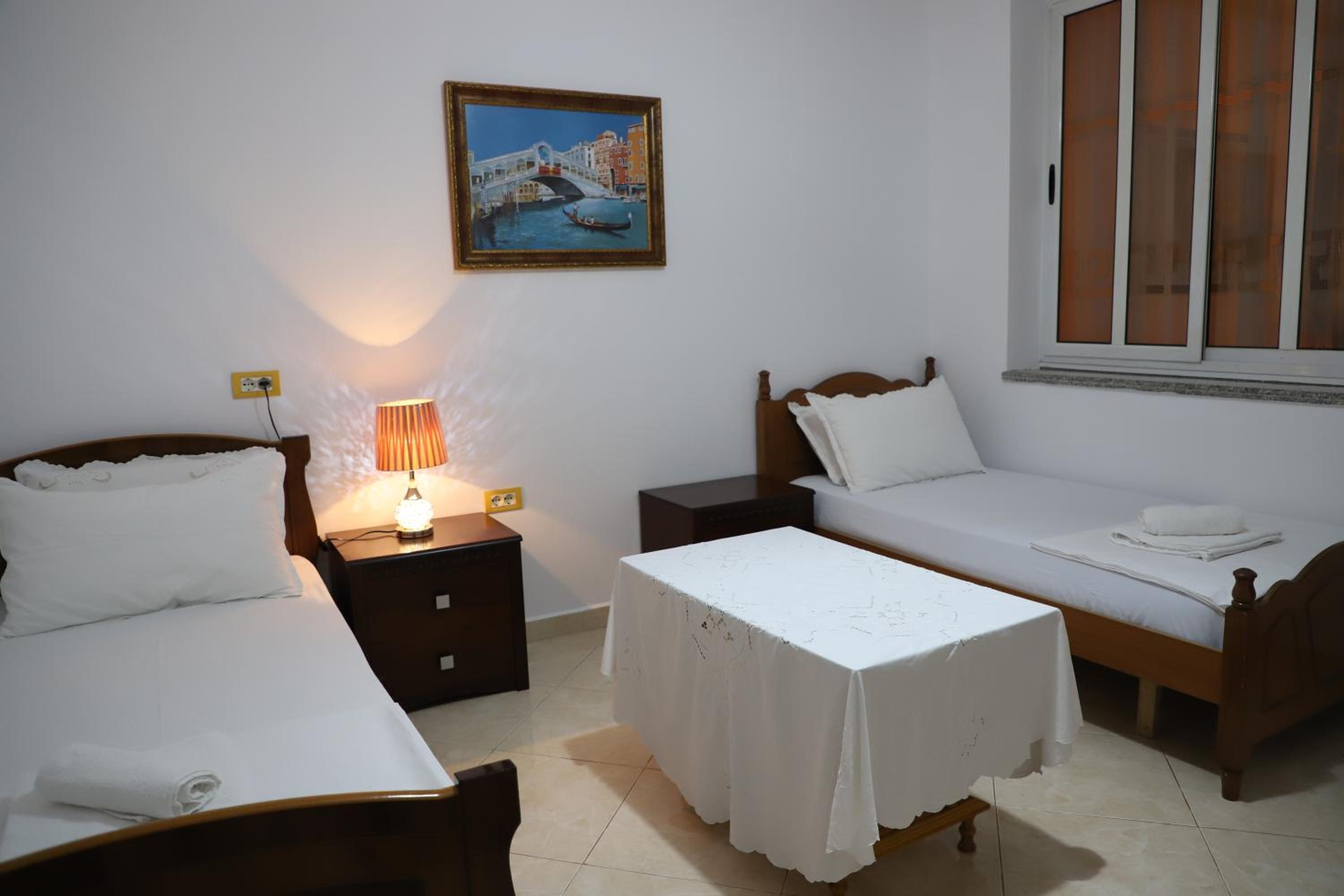 Guest House Veizaj Center