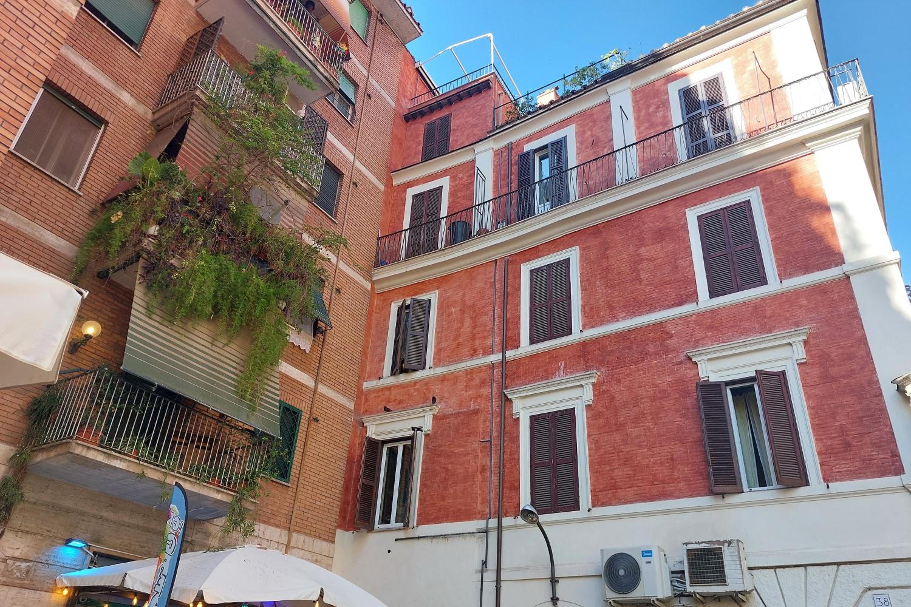 Leonina Terrace - My Extra Home
