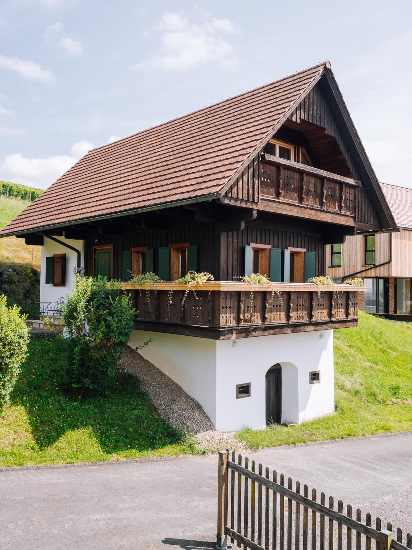 SCHILCHERLANDLEBEN - Kellerstöckl