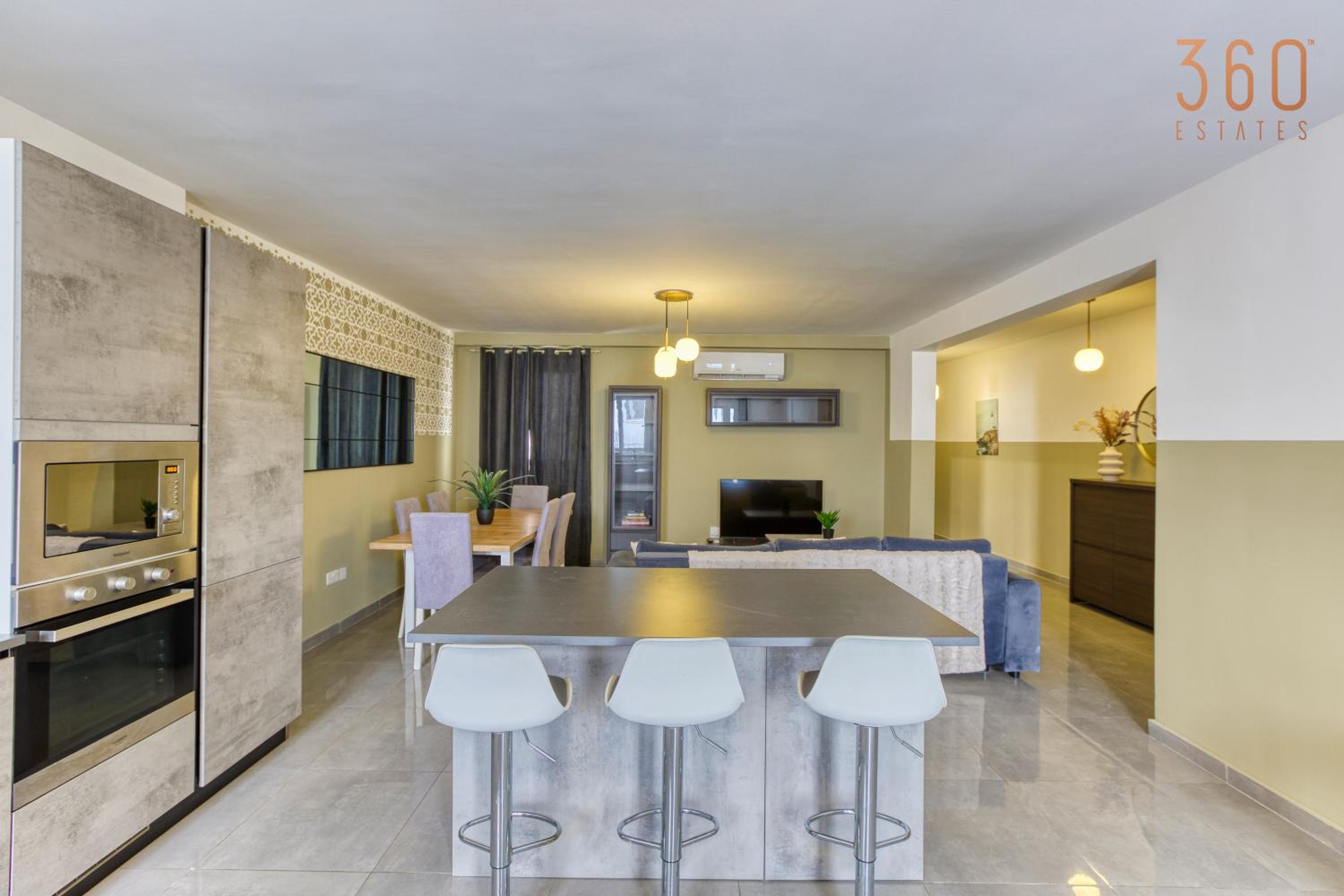 Stylish 3BR home in the centre of St Julian with Wifi by 360 Estates photo 4
