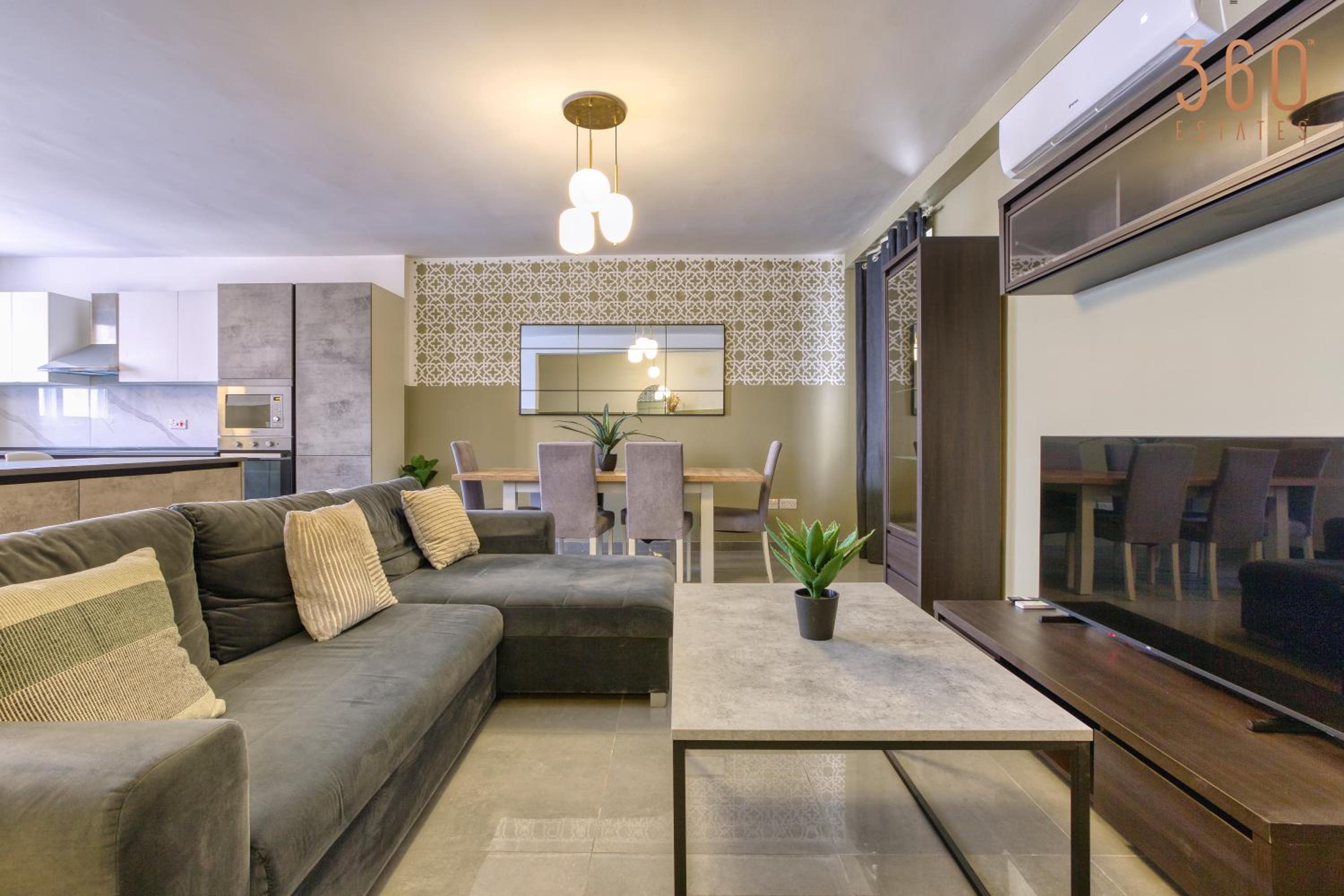 Stylish 3BR home in the centre of St Julian with Wifi by 360 Estates — St Julian's