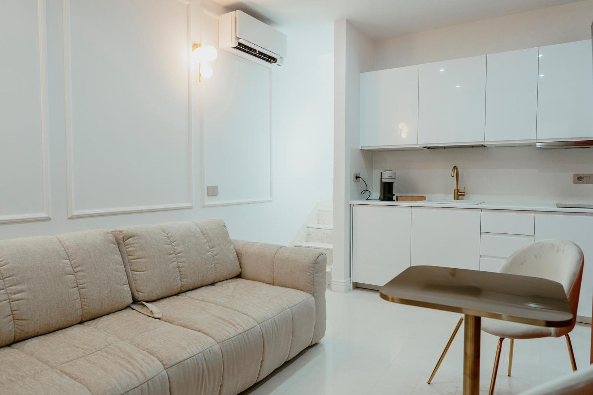 Luxury apartment-Quartieri Spagn by Alux38