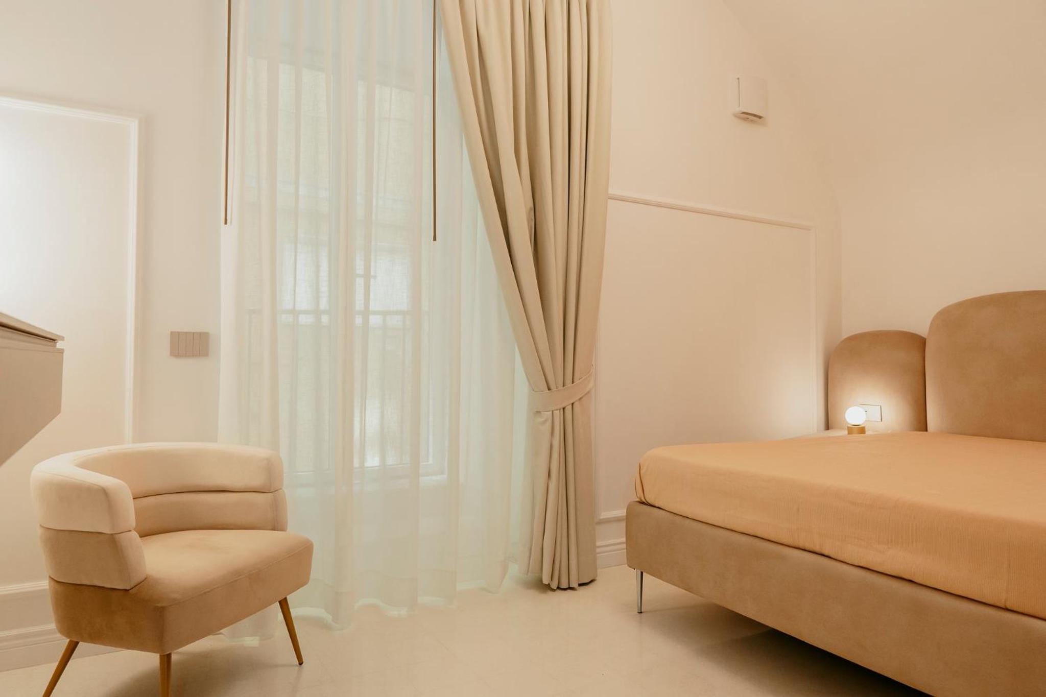 Luxury apartment-Quartieri Spagn by Alux38