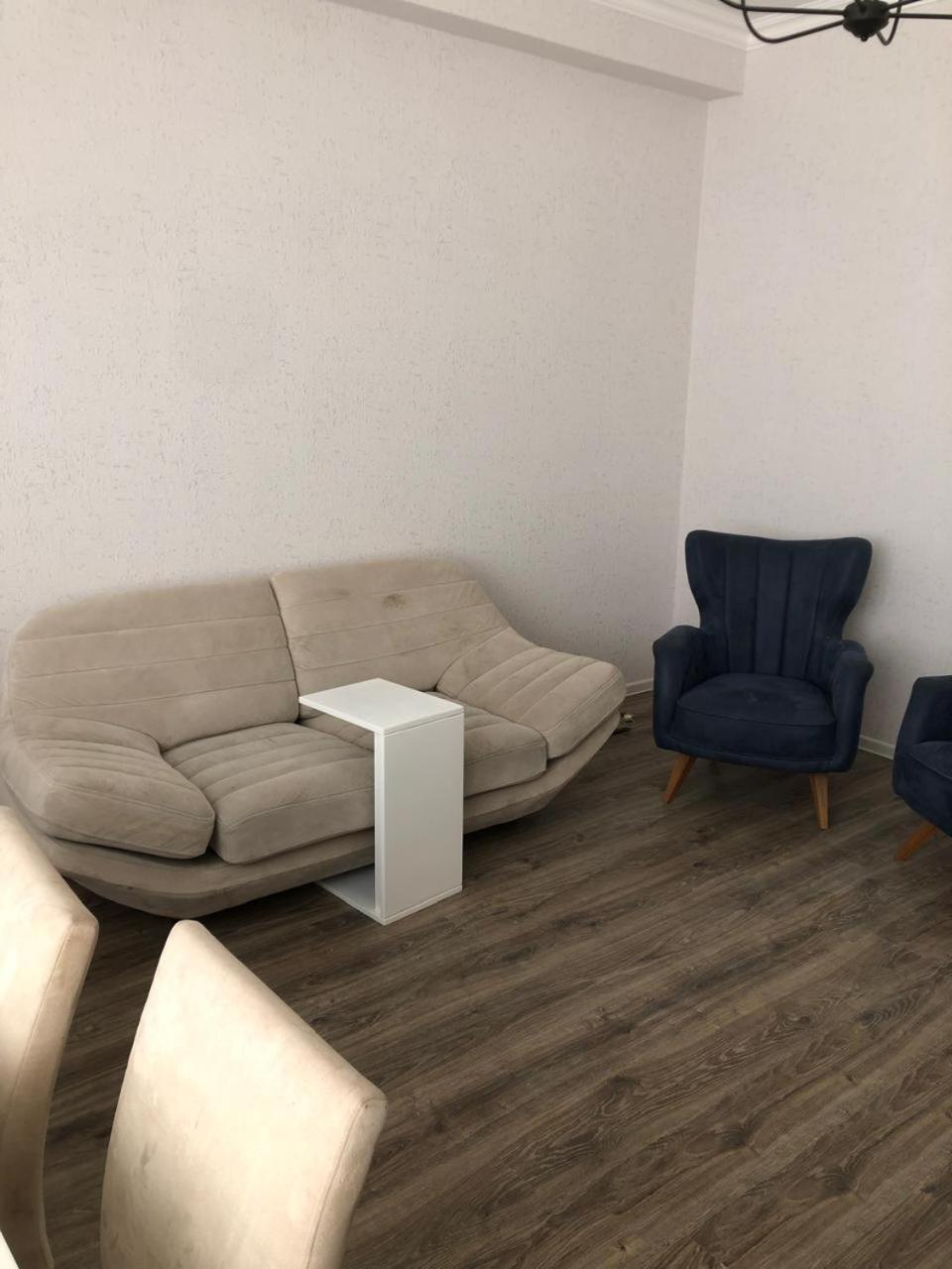 3 room apartment