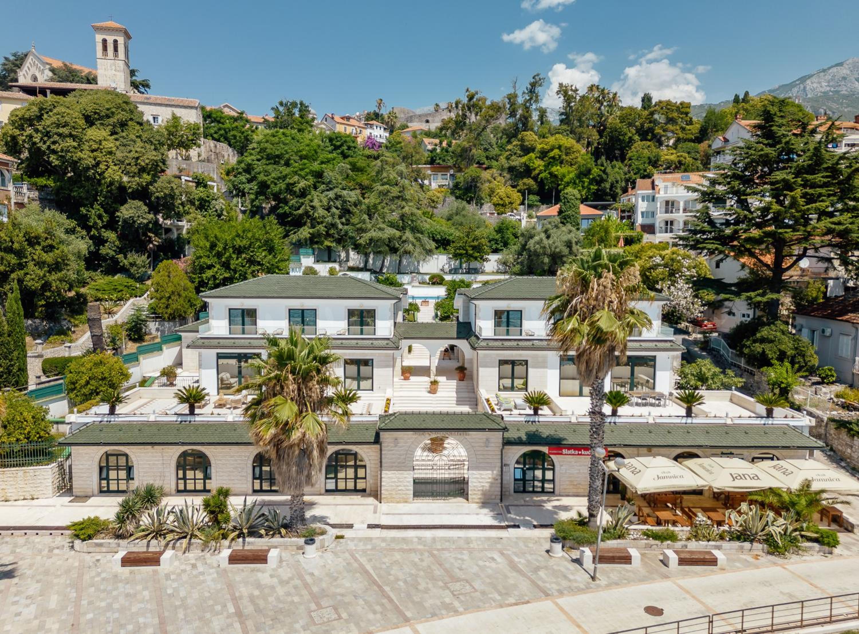 Villa Swisslion
