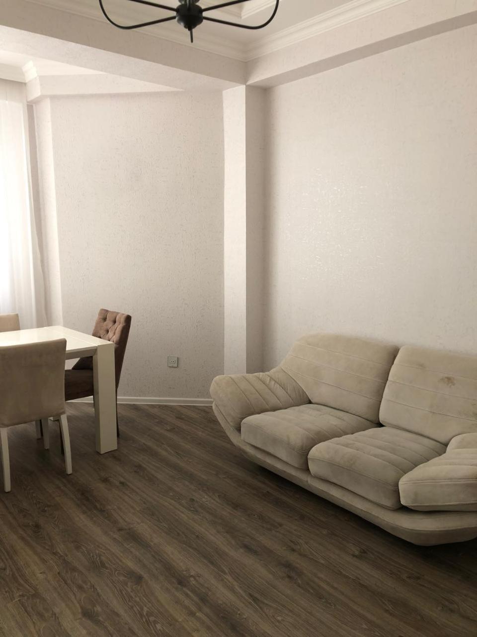 3 room apartment