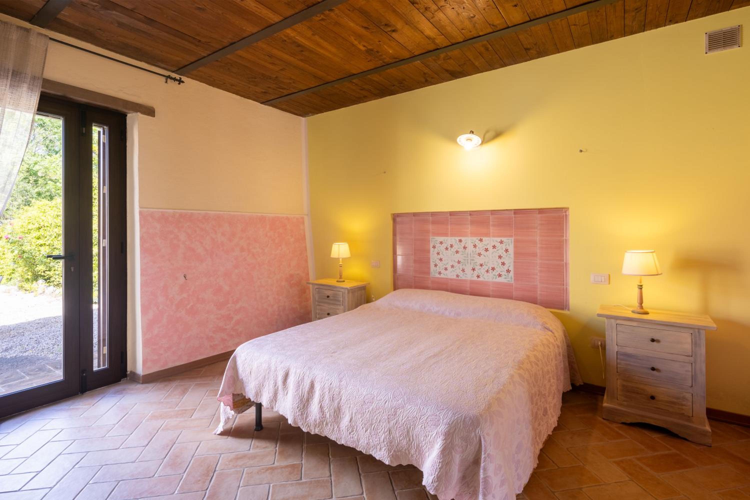Casale Santomanno by VacaVilla
