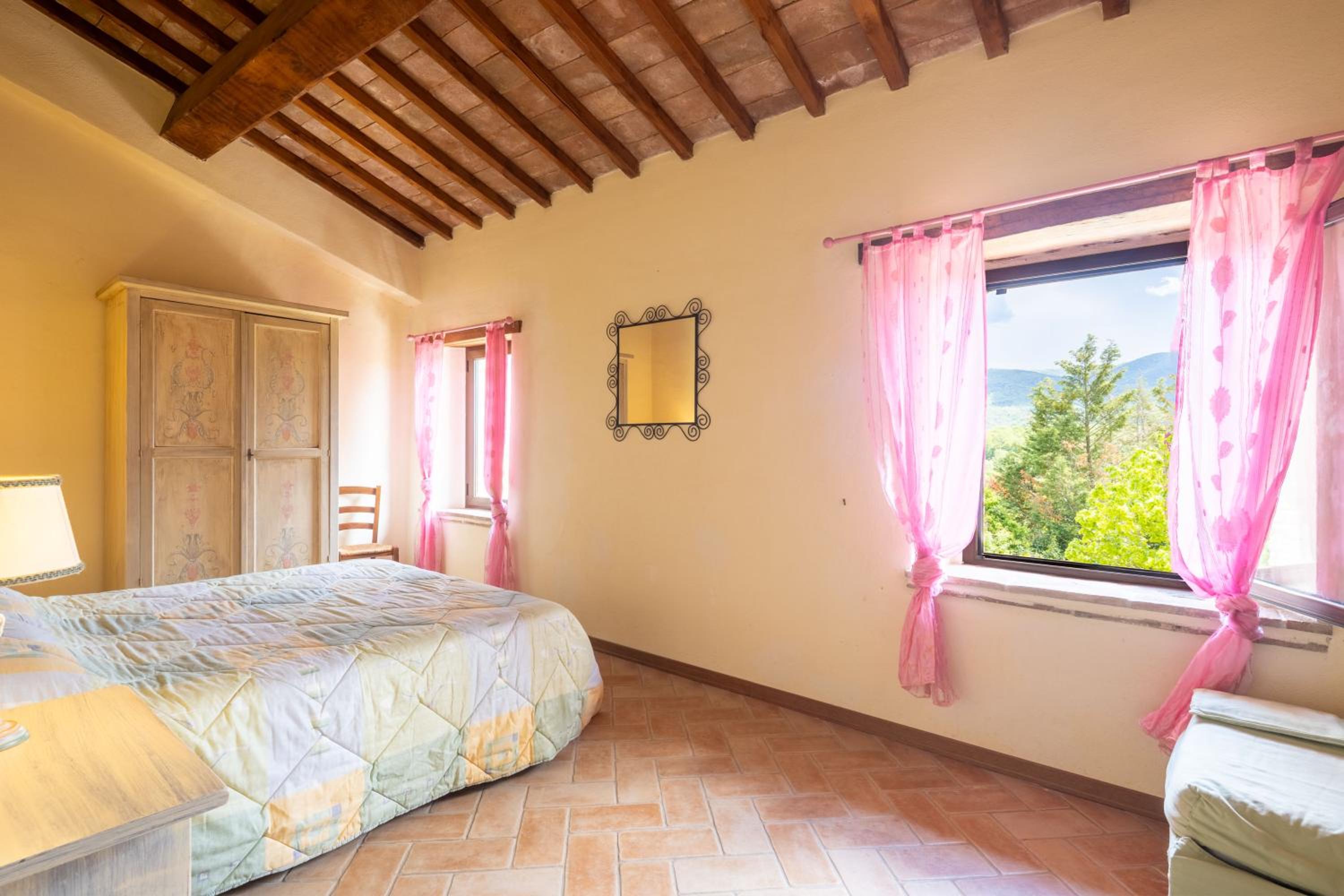 Casale Santomanno by VacaVilla