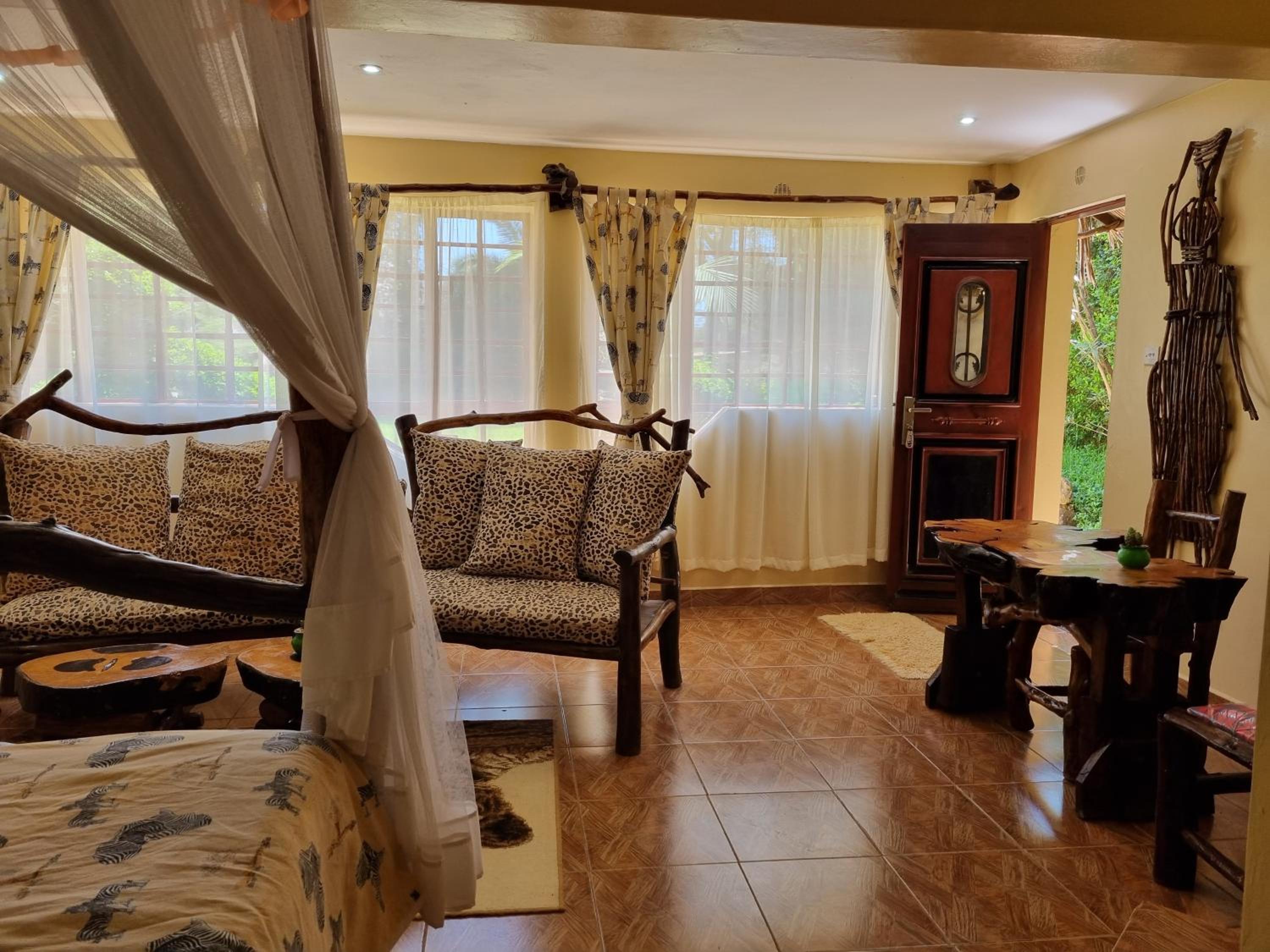 Karen Little Paradise, ECO Garden Hotel & Farm