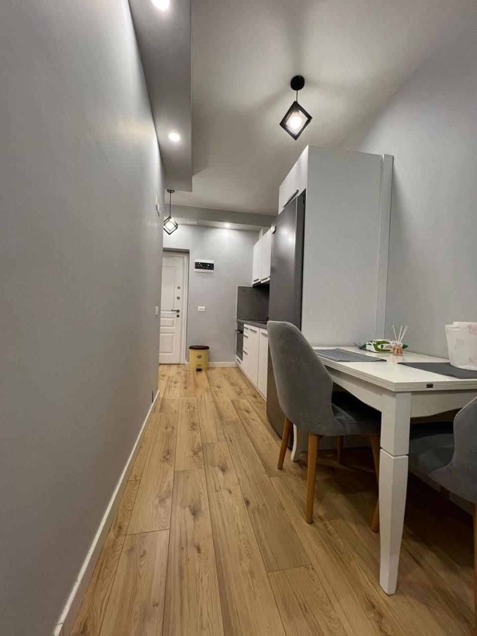 Starlight Downtown Apartment