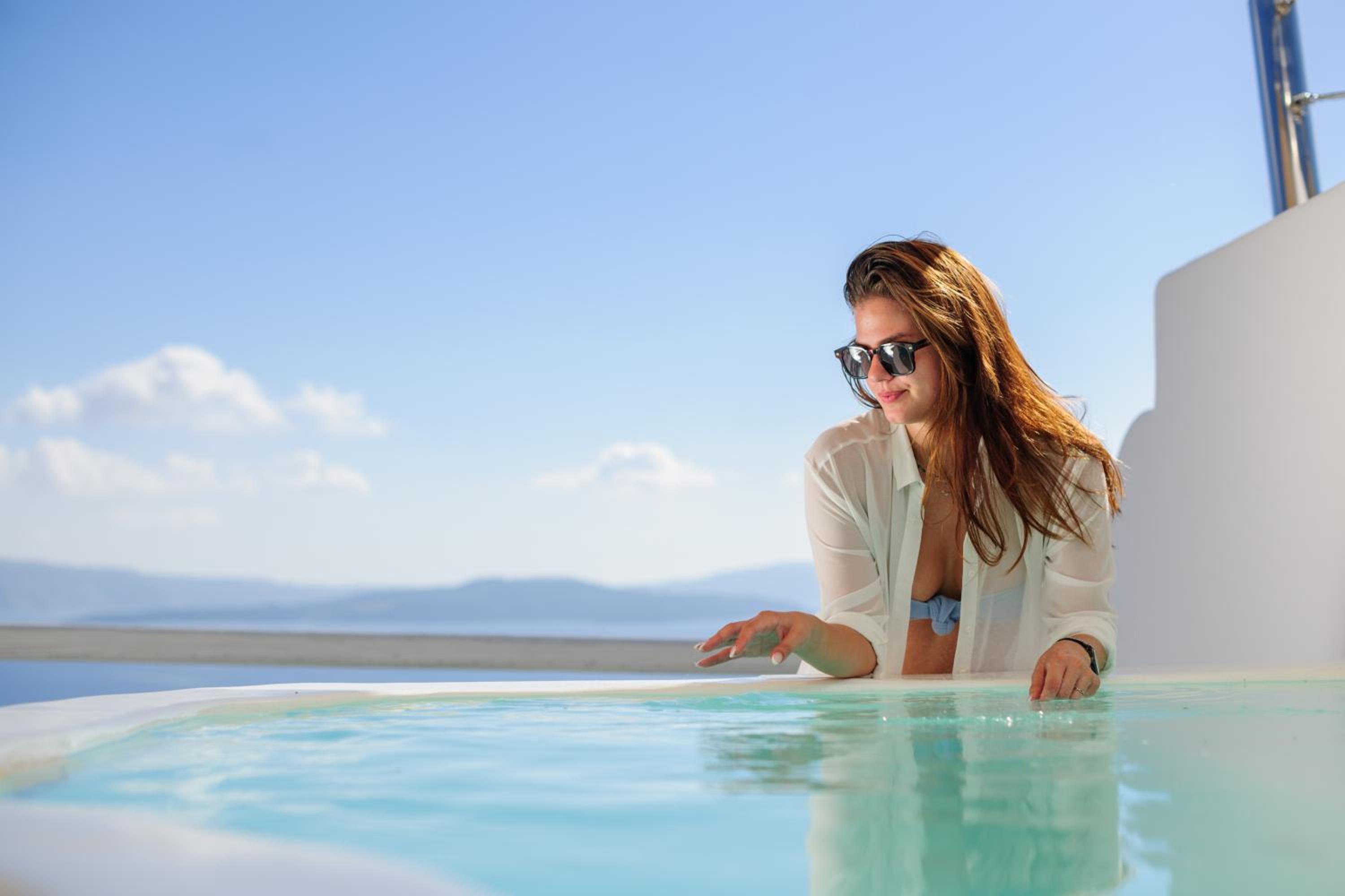 Oia Vacations - Thirea Suites - Property Image 22