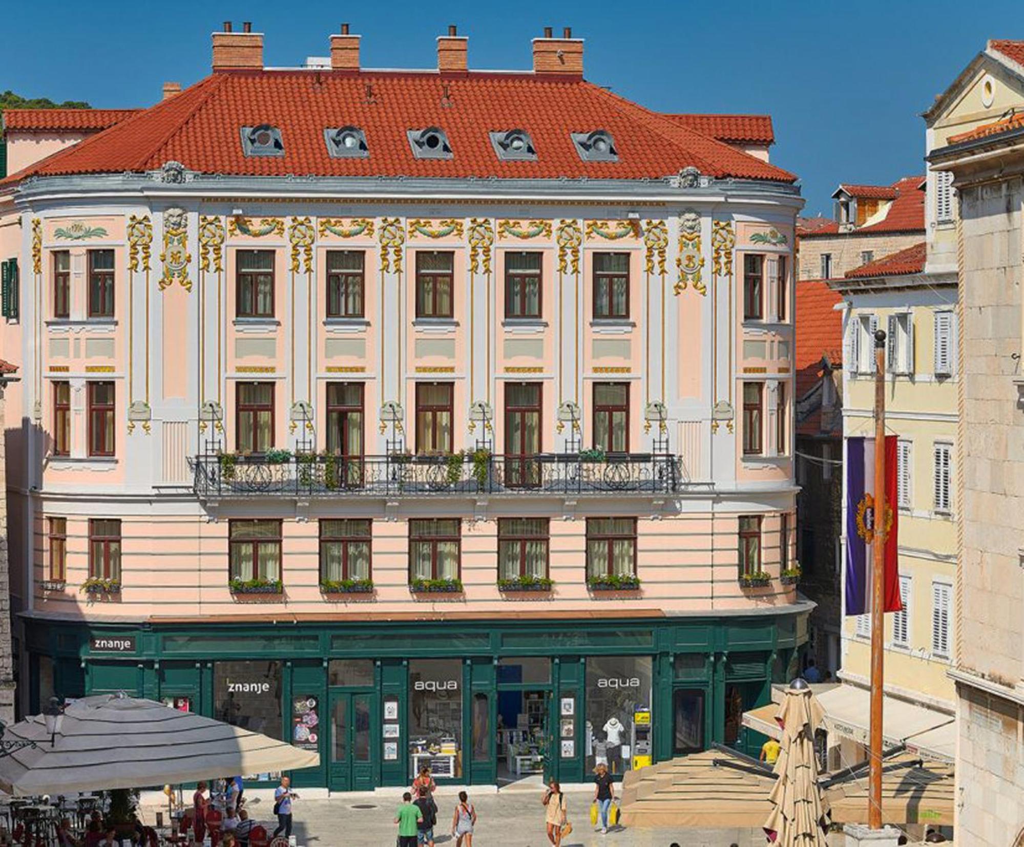 Hotel Royal Piazza - Image 1