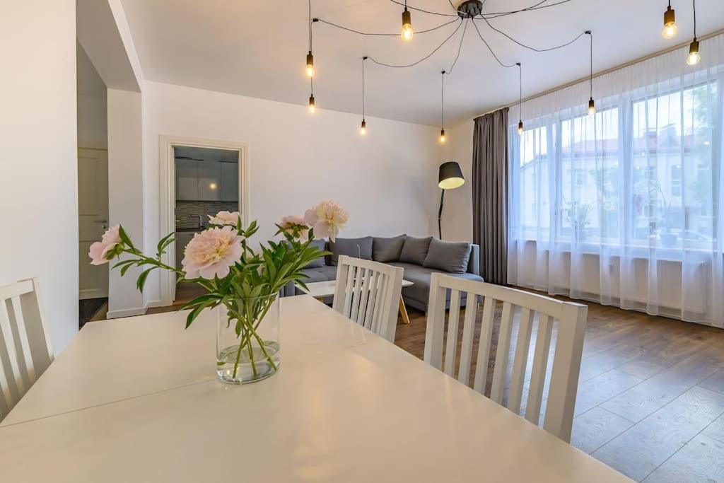 Seaside apartment with terrace