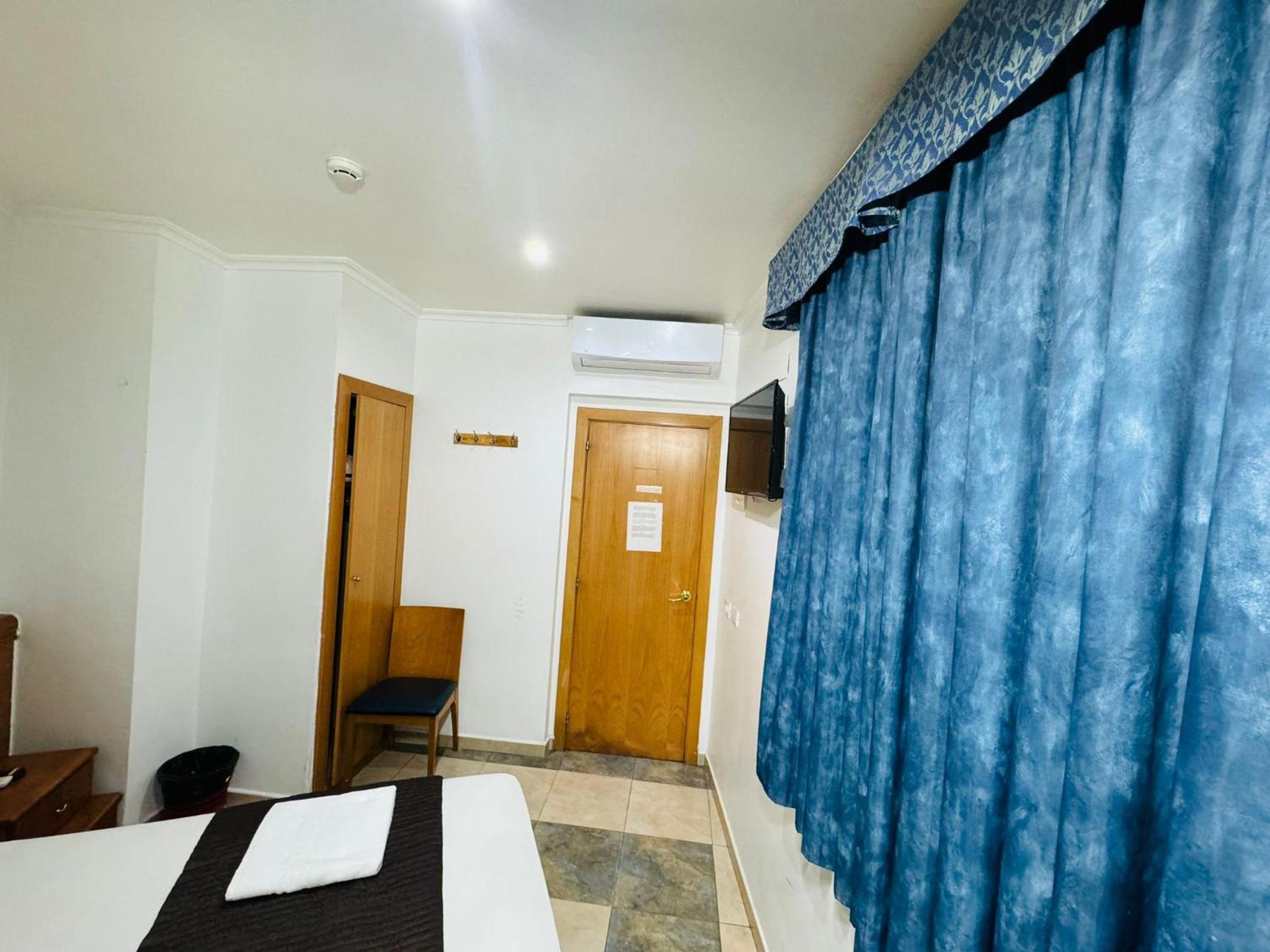 Hostal Mont Thabor