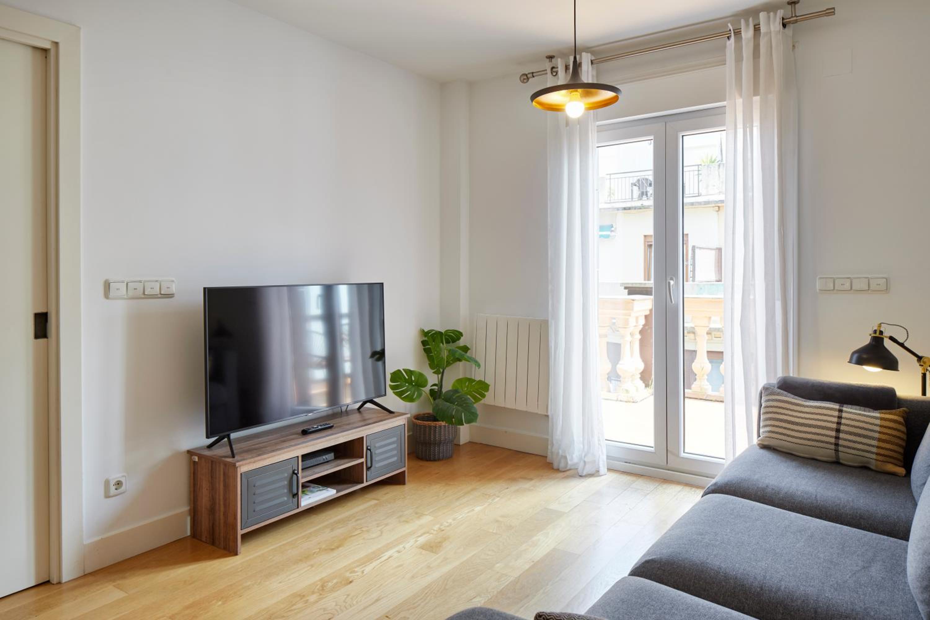 Always Easy I Carquizano