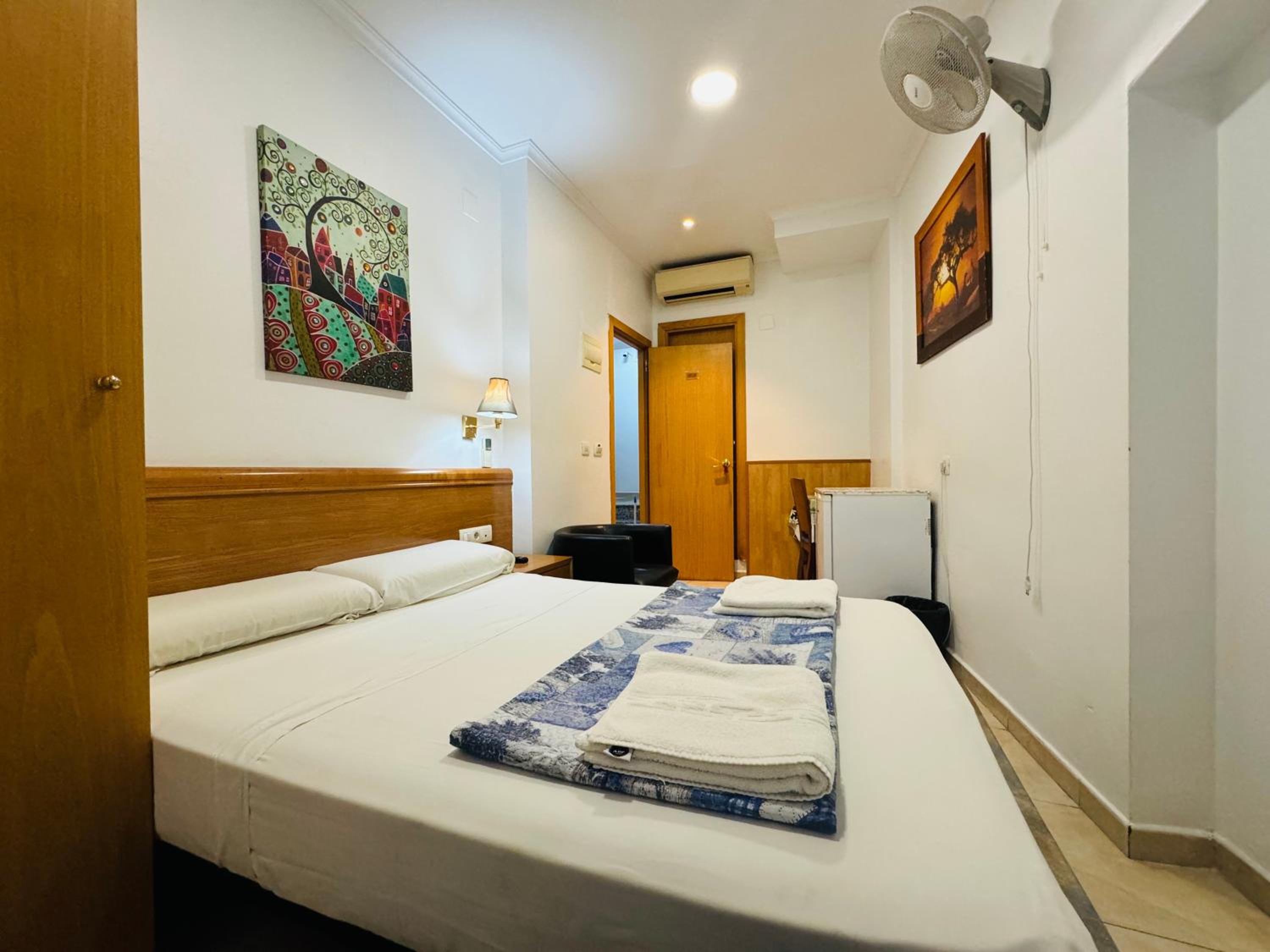 Hostal Mont Thabor