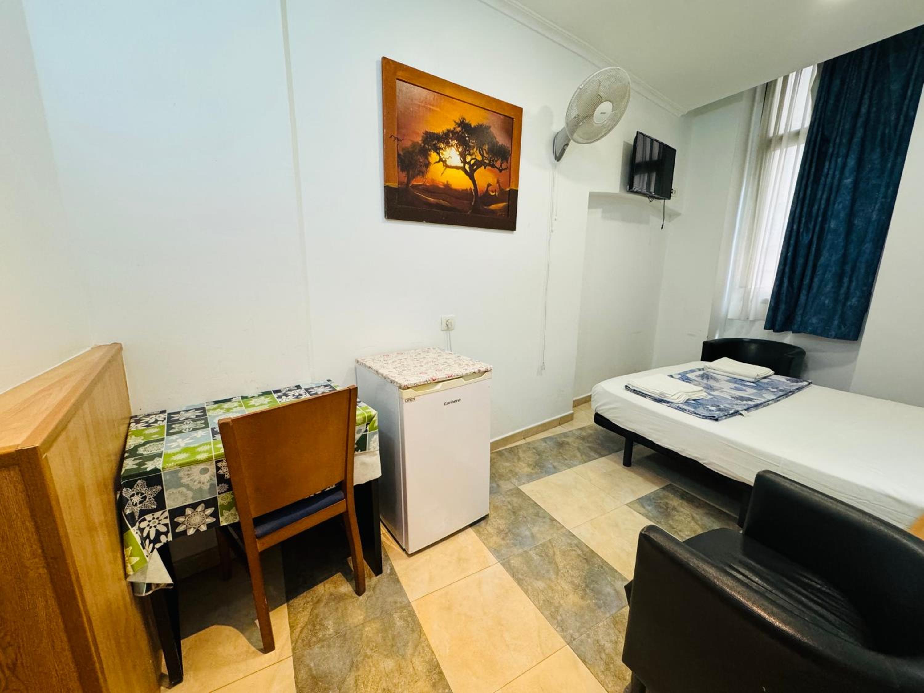 Hostal Mont Thabor