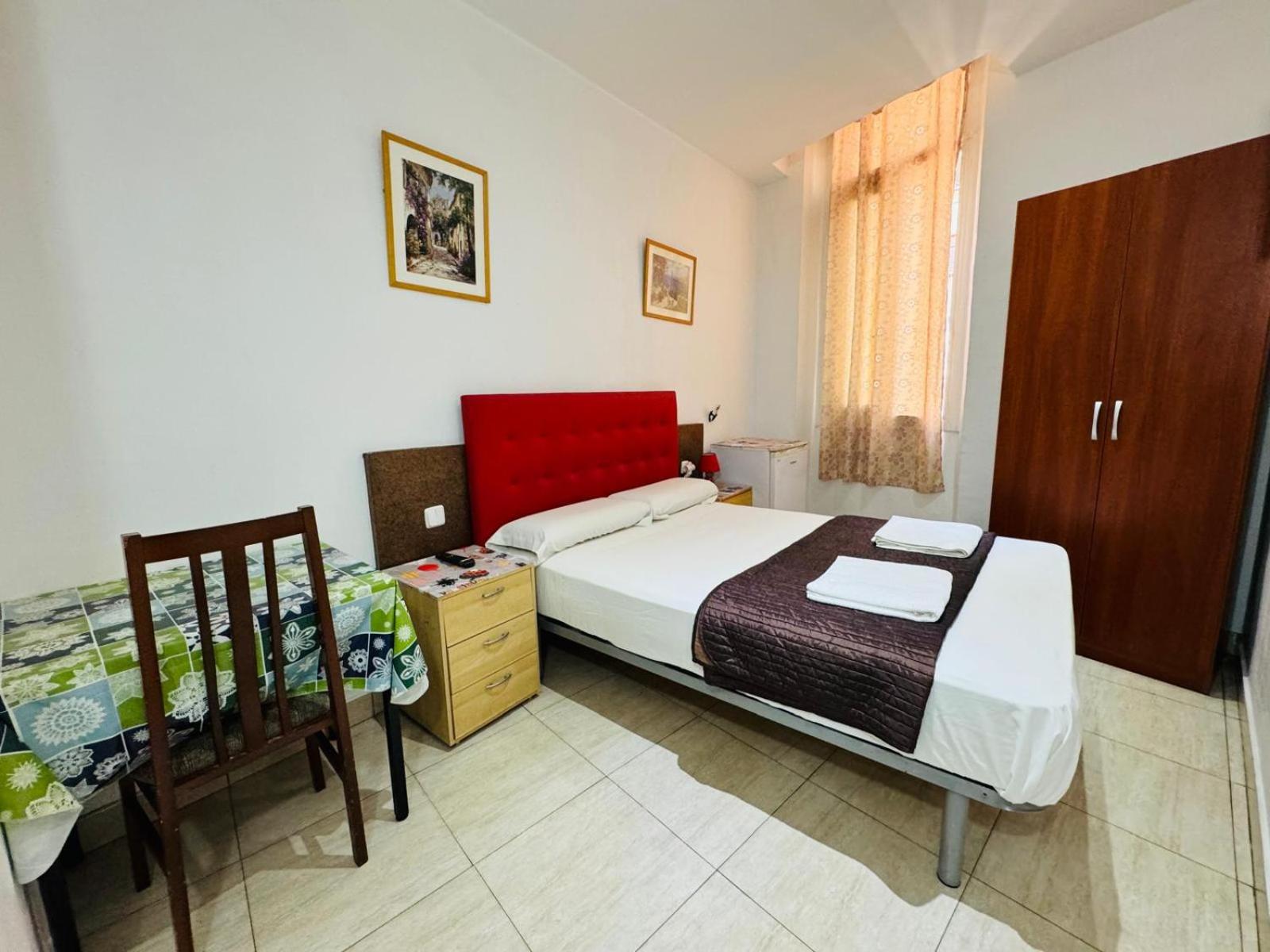Hostal Mont Thabor