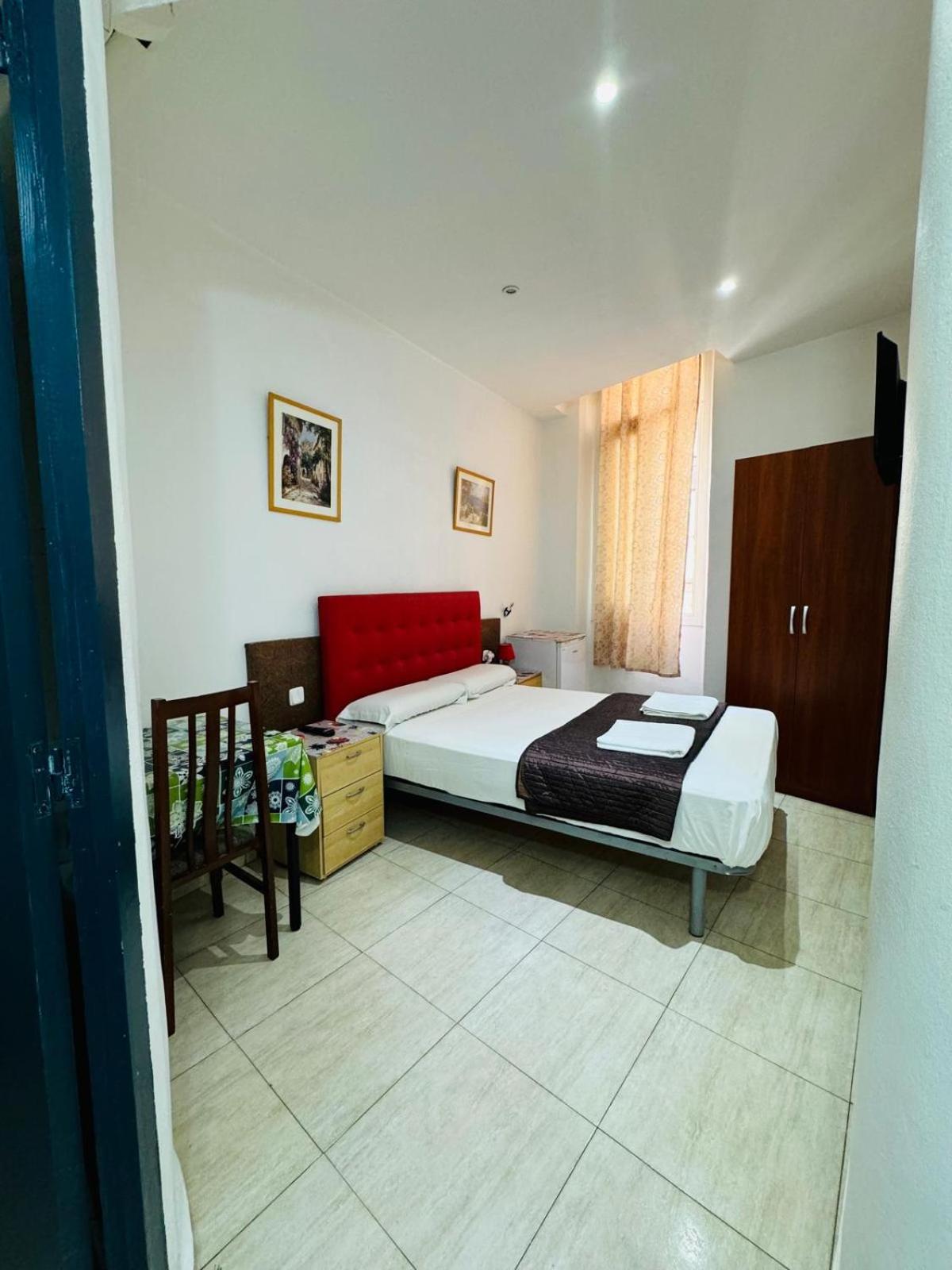 Hostal Mont Thabor