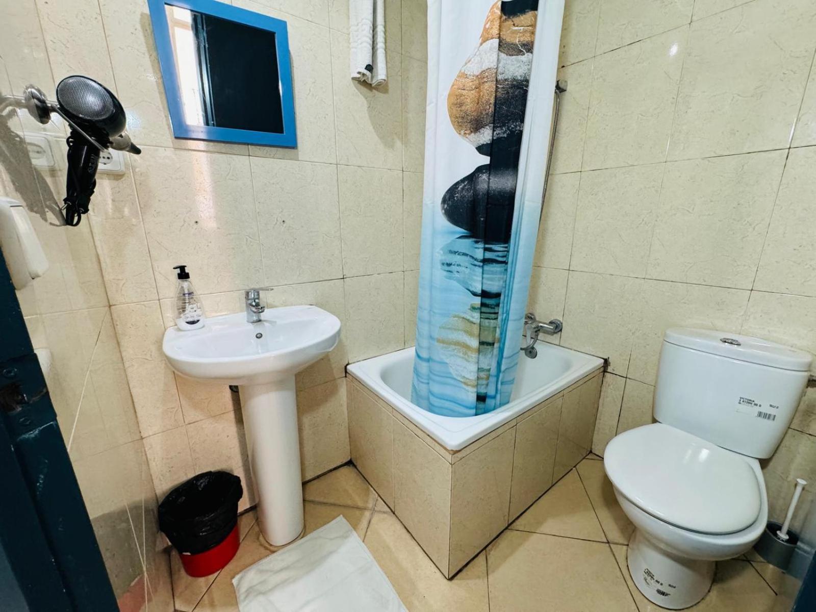 Hostal Mont Thabor