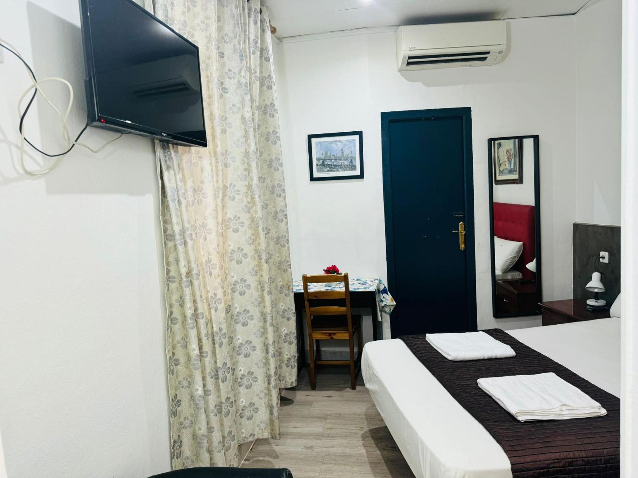 Hostal Mont Thabor