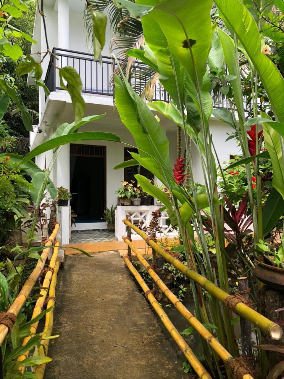 Serene Home Unawatuna