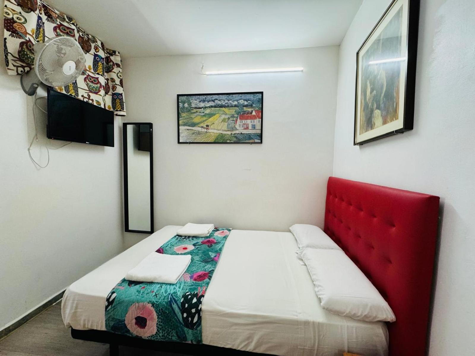 Hostal Mont Thabor