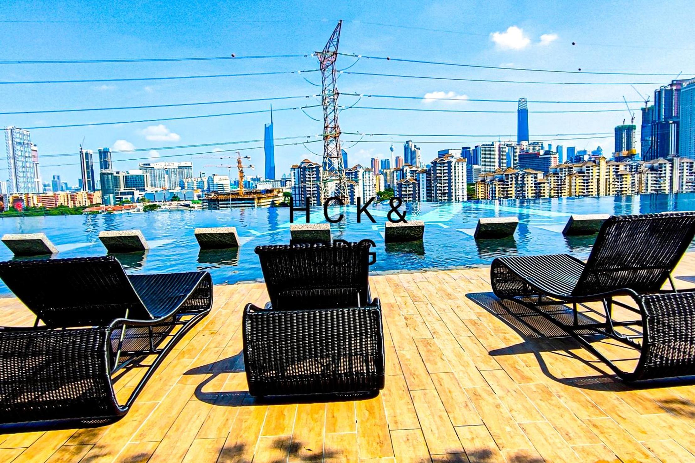 Massive KL View at M-Vertica by HCK