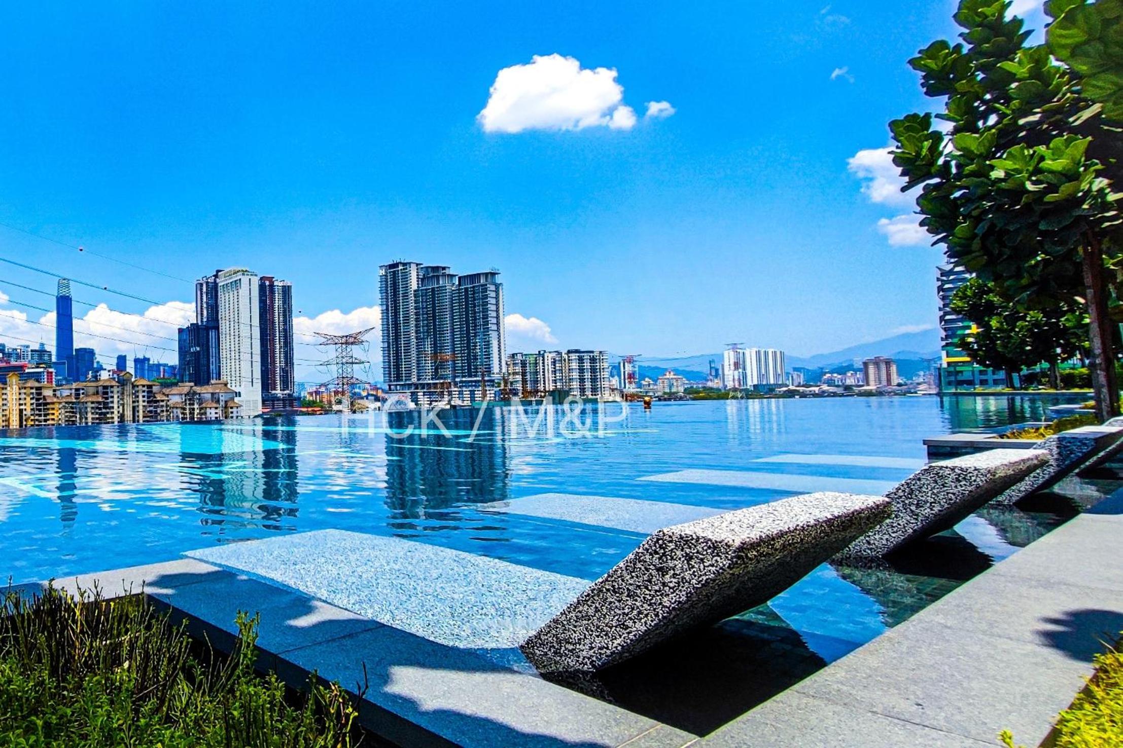 Massive KL View at M-Vertica by HCK