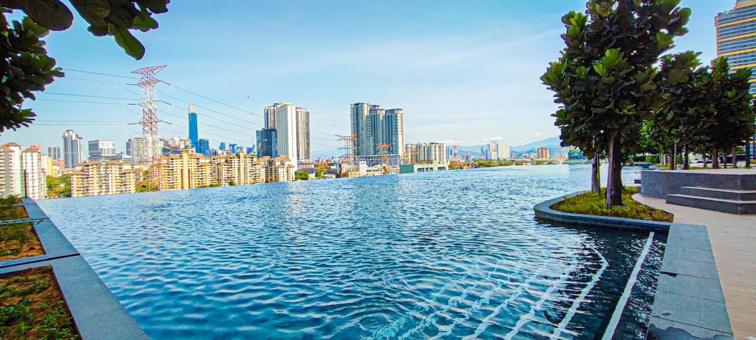 Massive KL View at M-Vertica by HCK