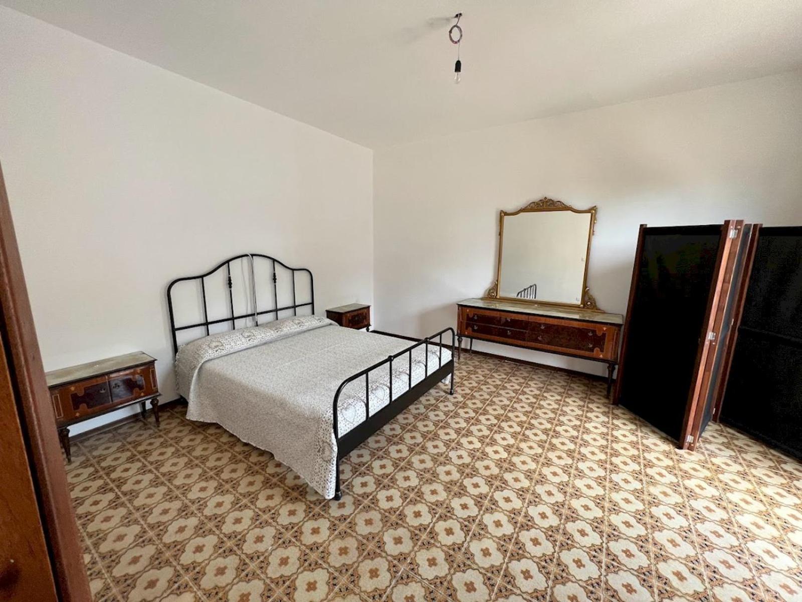 House in Orsara Bormida near great vinyards view 3