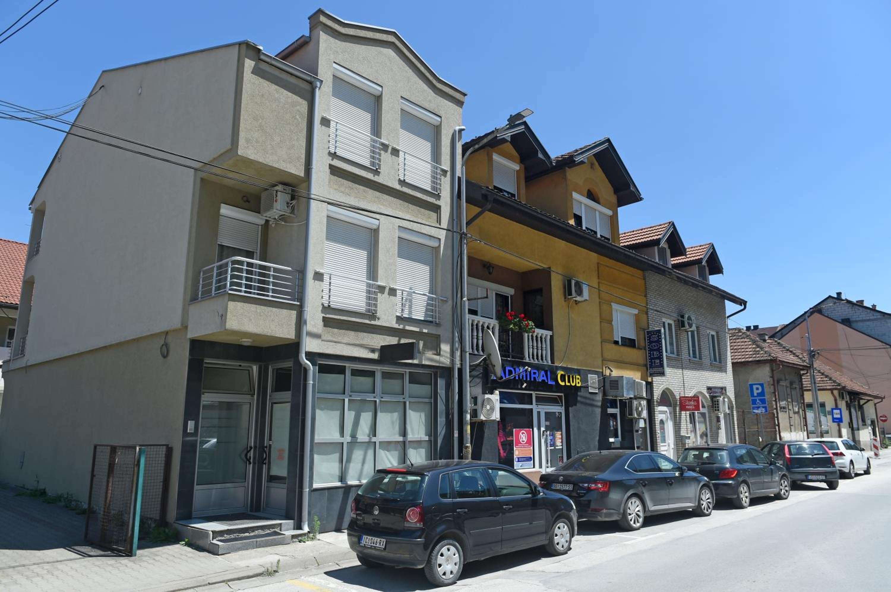 Photo 11