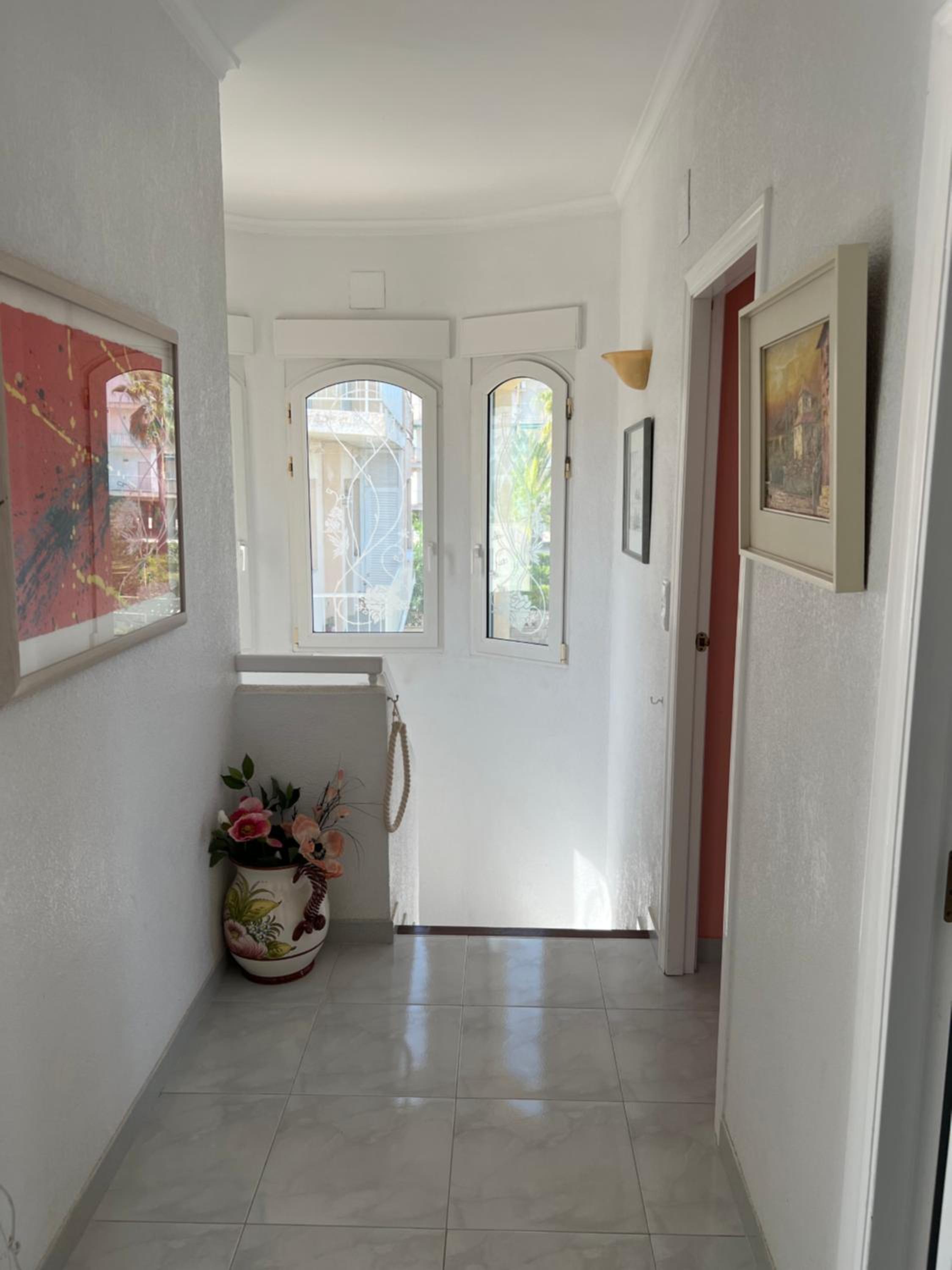 holaVivienda - Villa de lujo a pie de playa con piscina privada