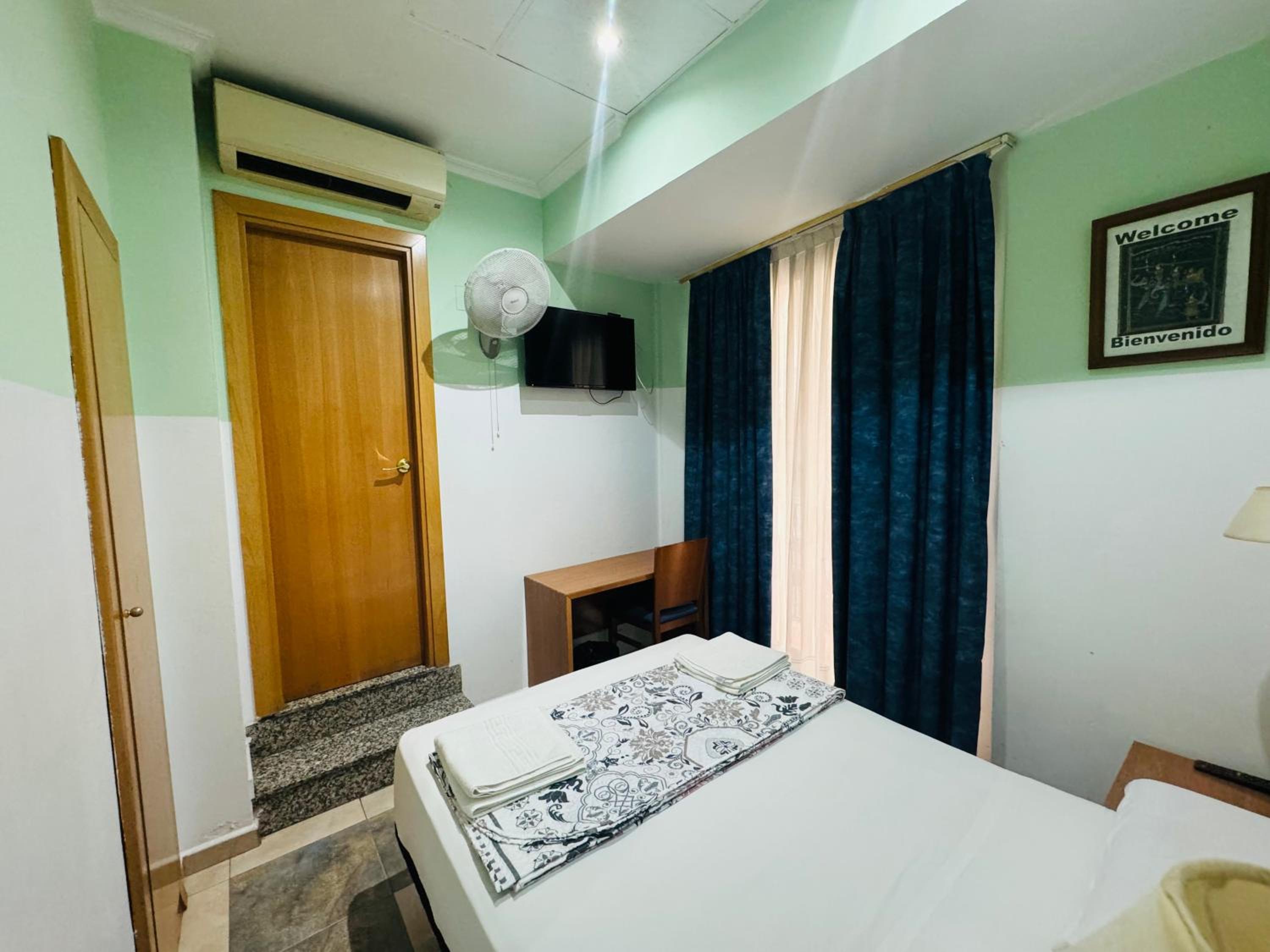 Hostal Mont Thabor