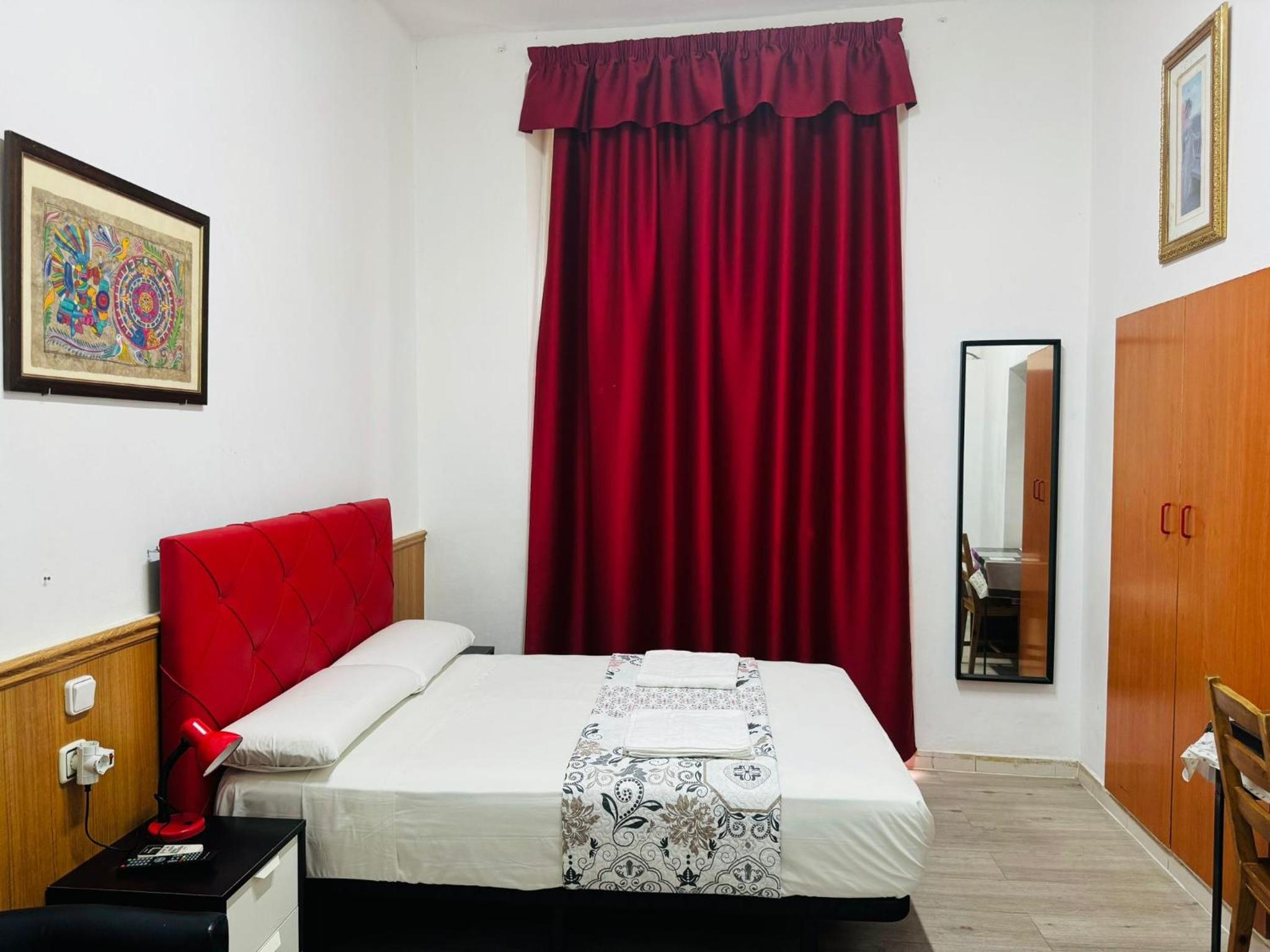 Hostal Mont Thabor