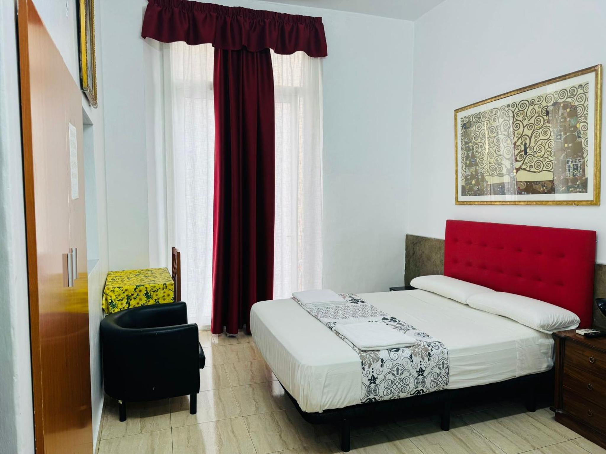 Hostal Mont Thabor