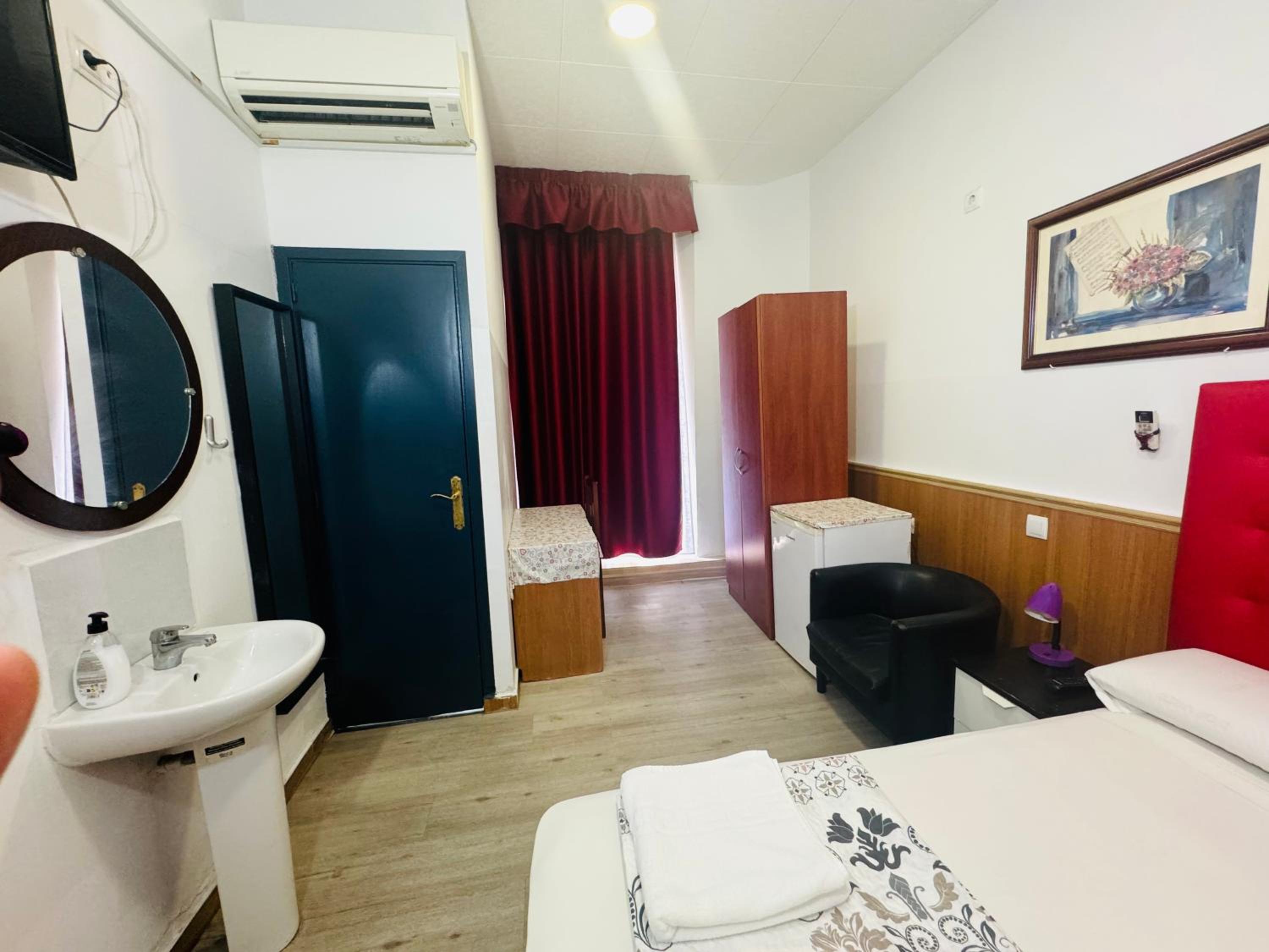 Hostal Mont Thabor