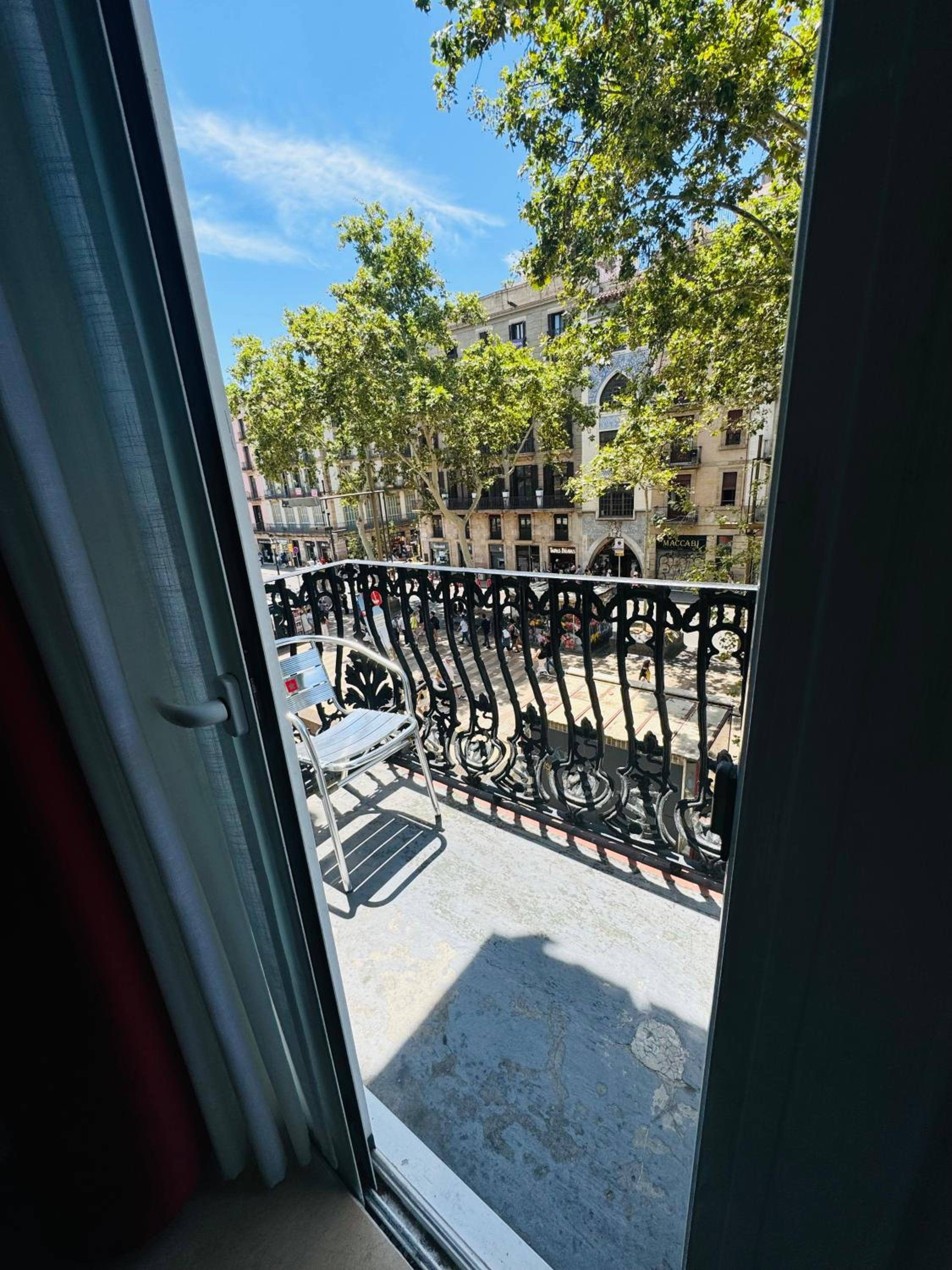 Hostal Mont Thabor