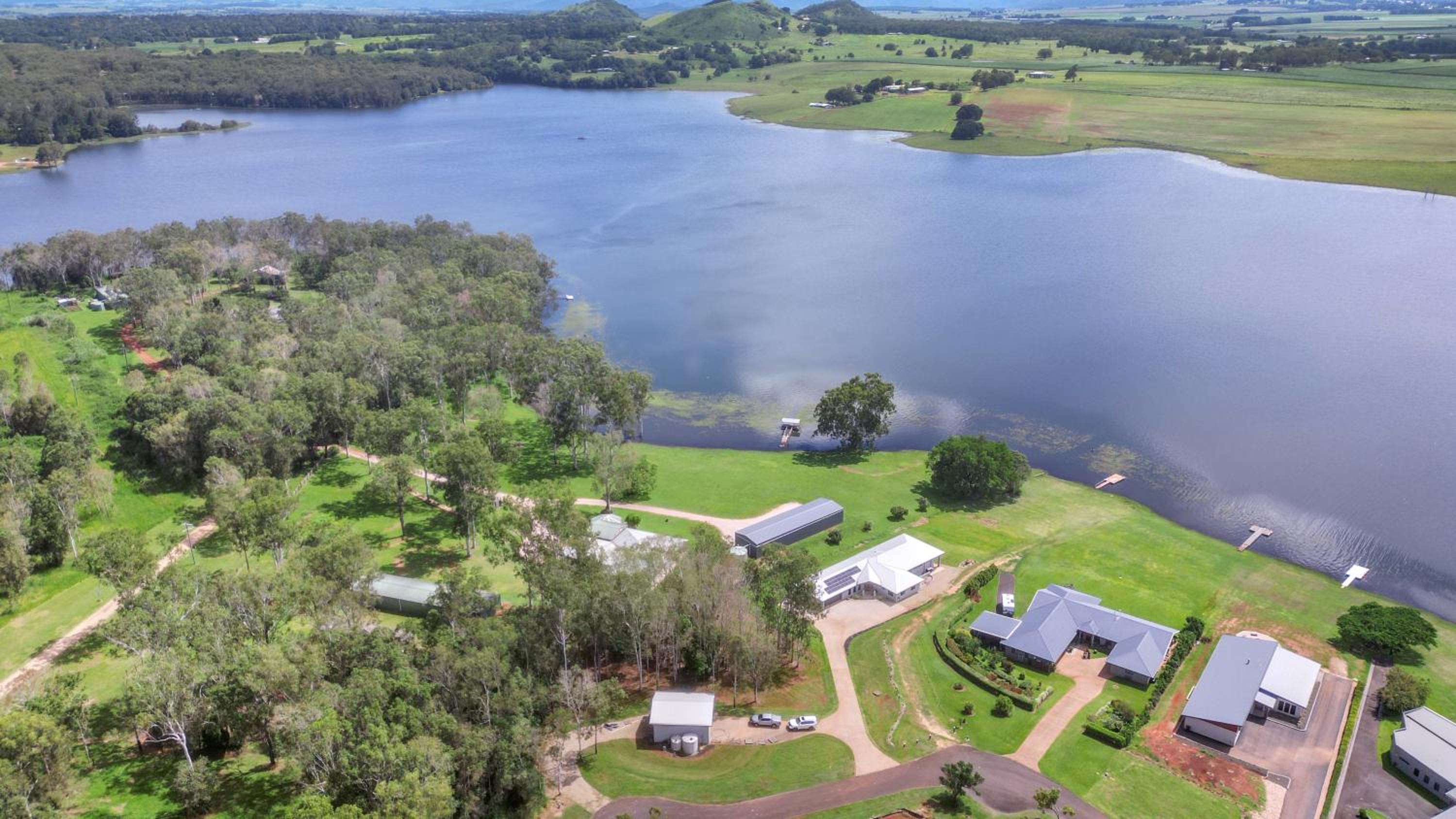 The Ski Shack - Lake Tinaroo