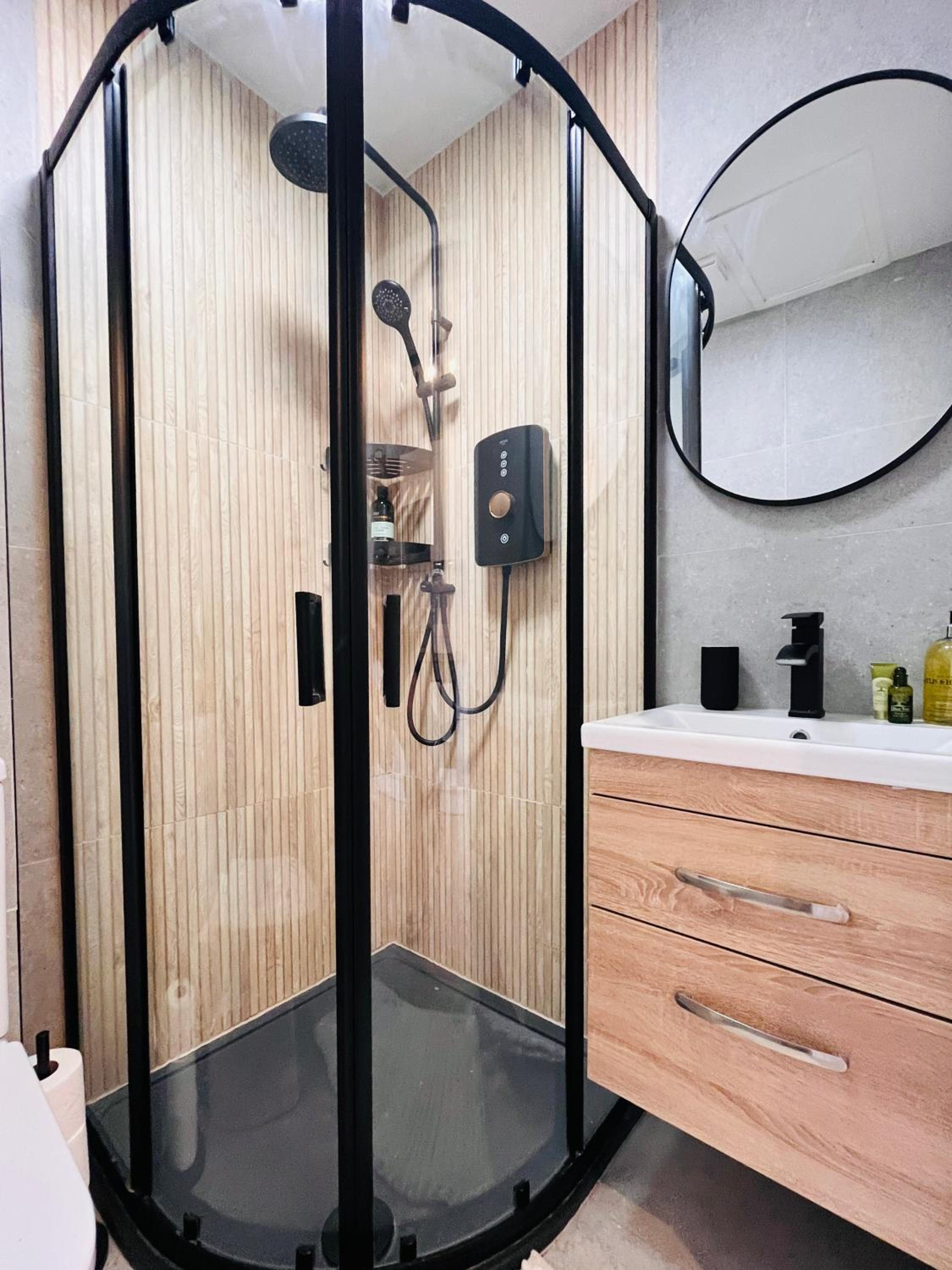 The Nook Londons Swanky Studio with FREE Parking