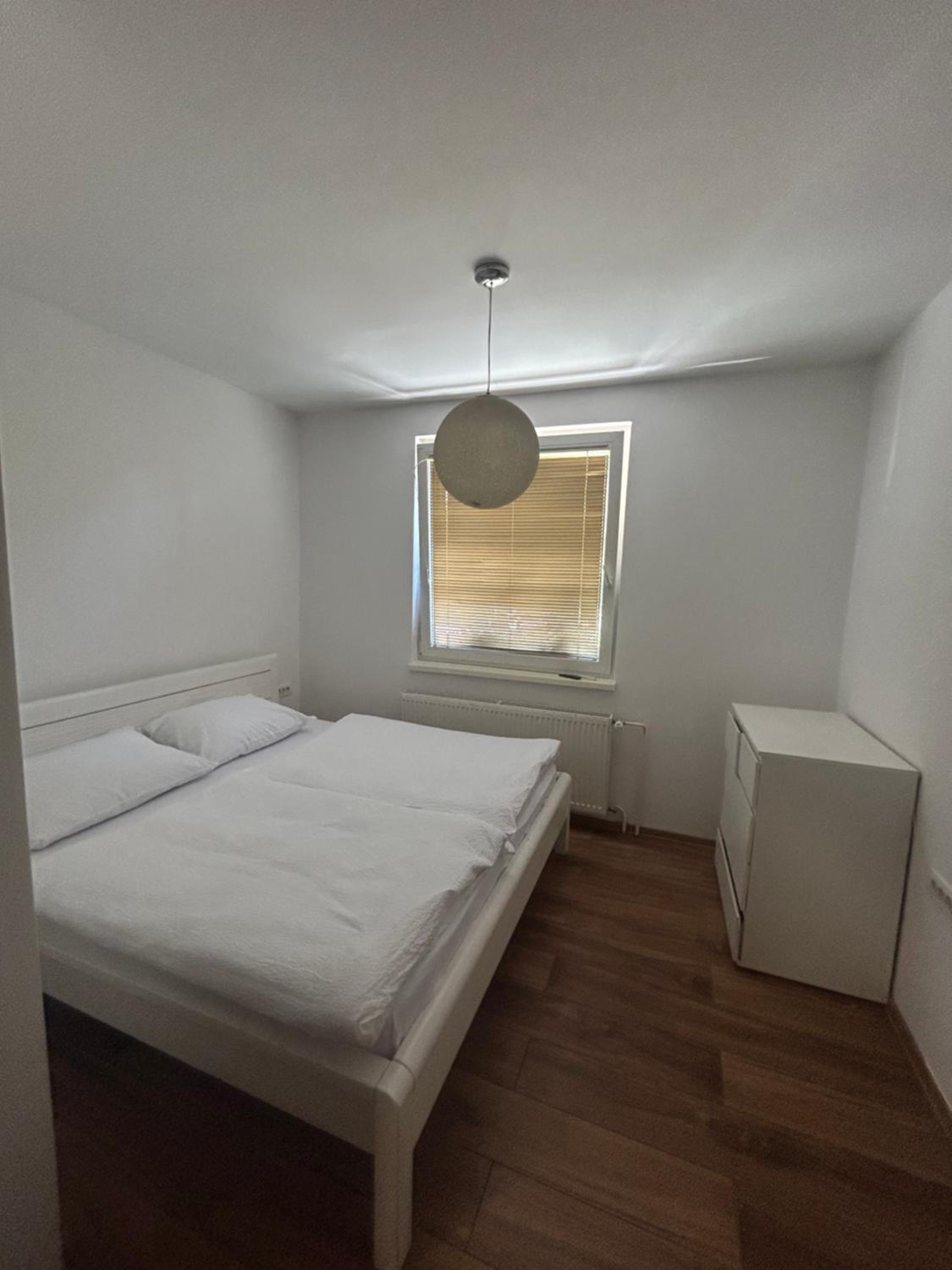 Apartments Ema