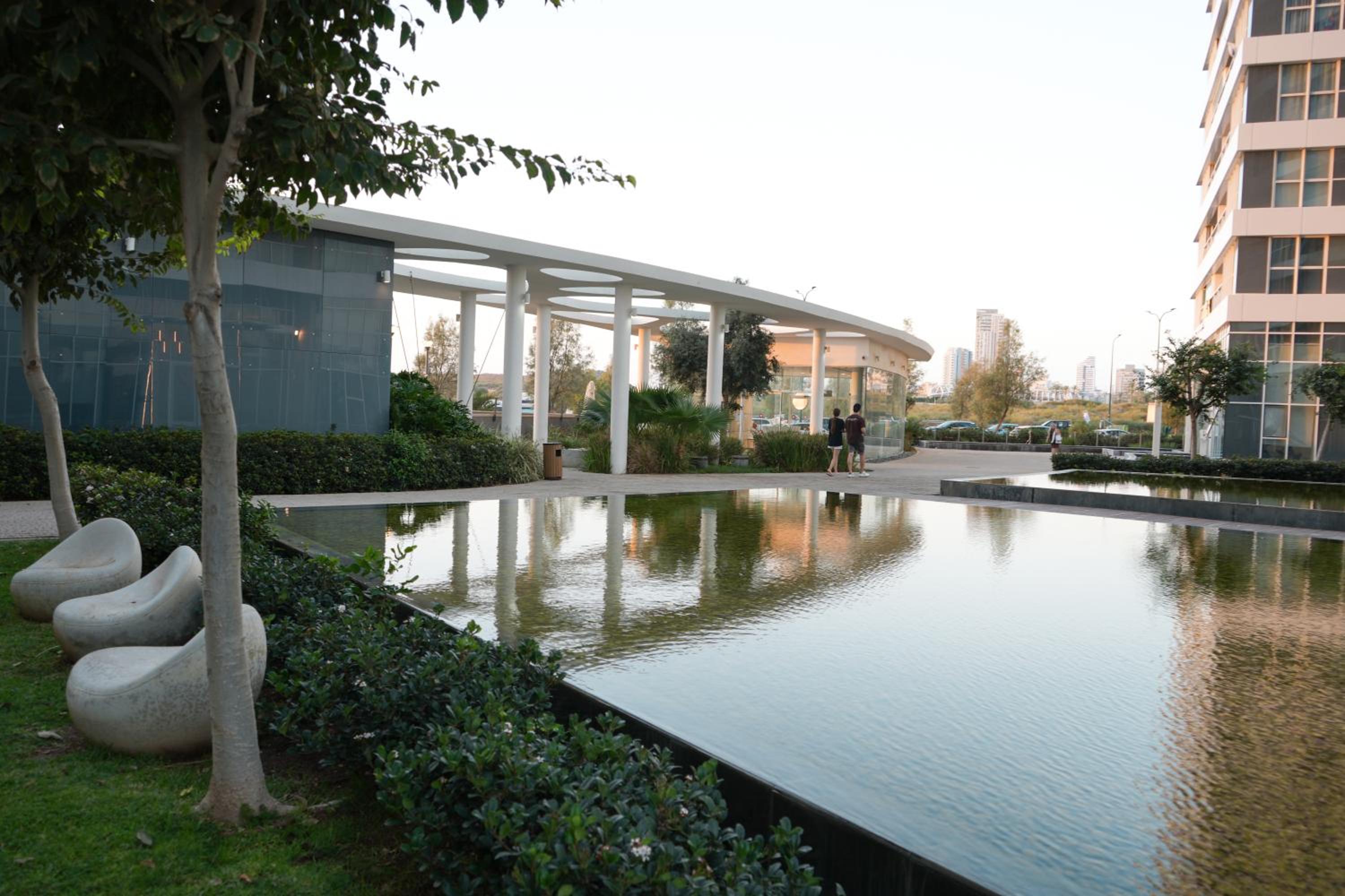 Prince Palace Netanya South Beach
