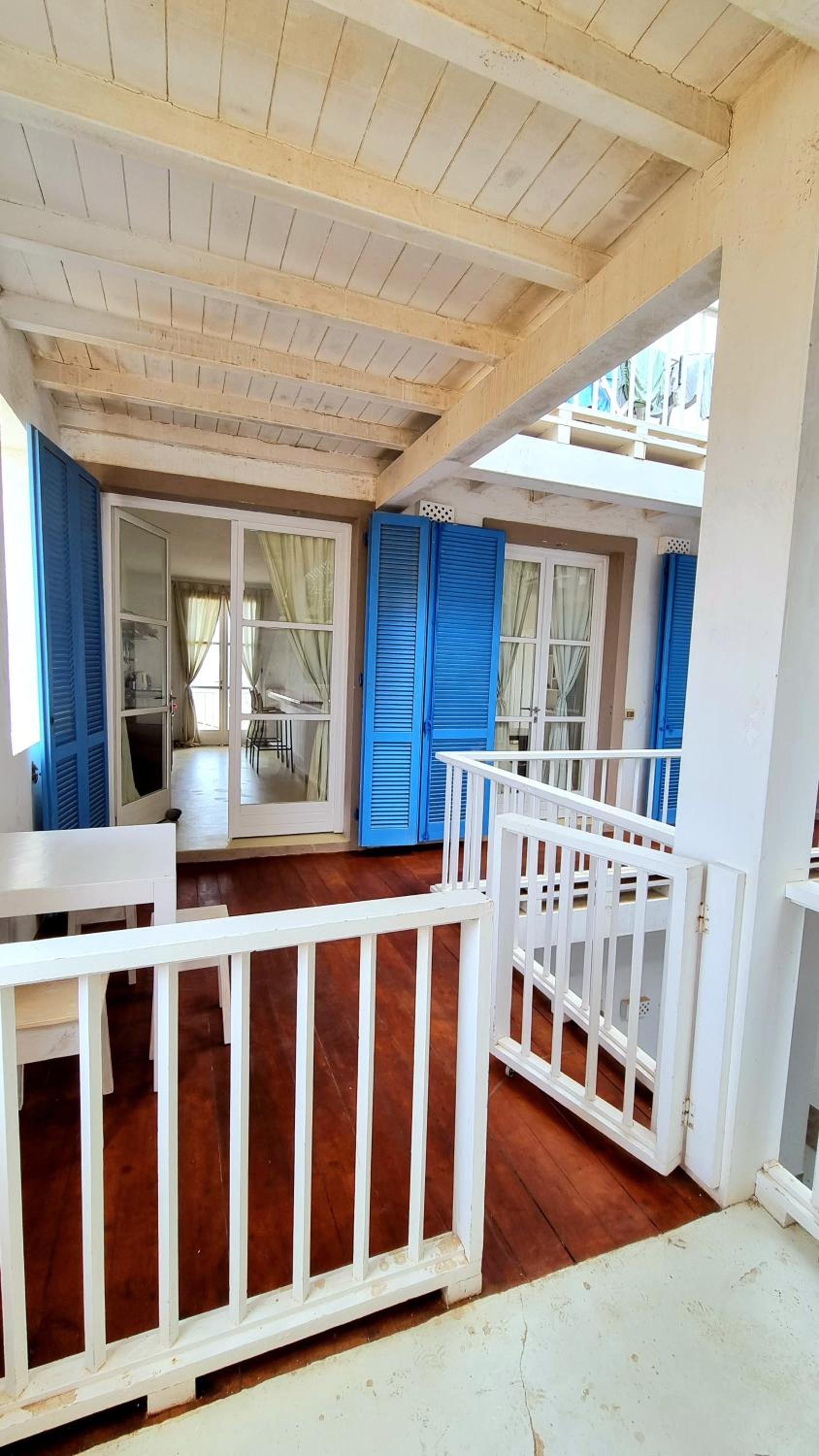 Surf House Casa Vehla