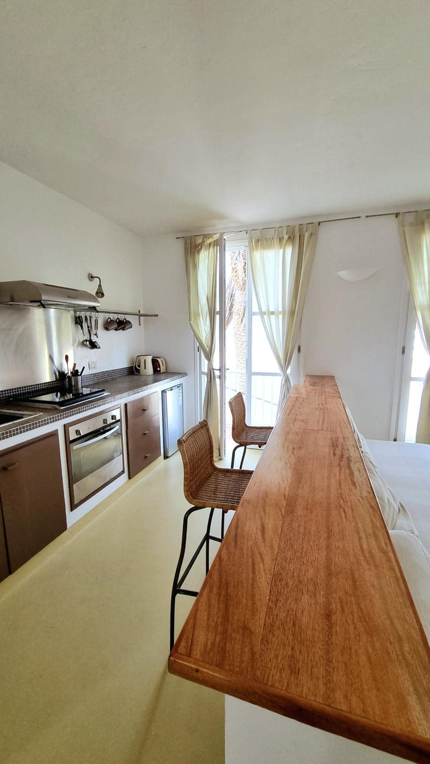 Surf House Casa Vehla